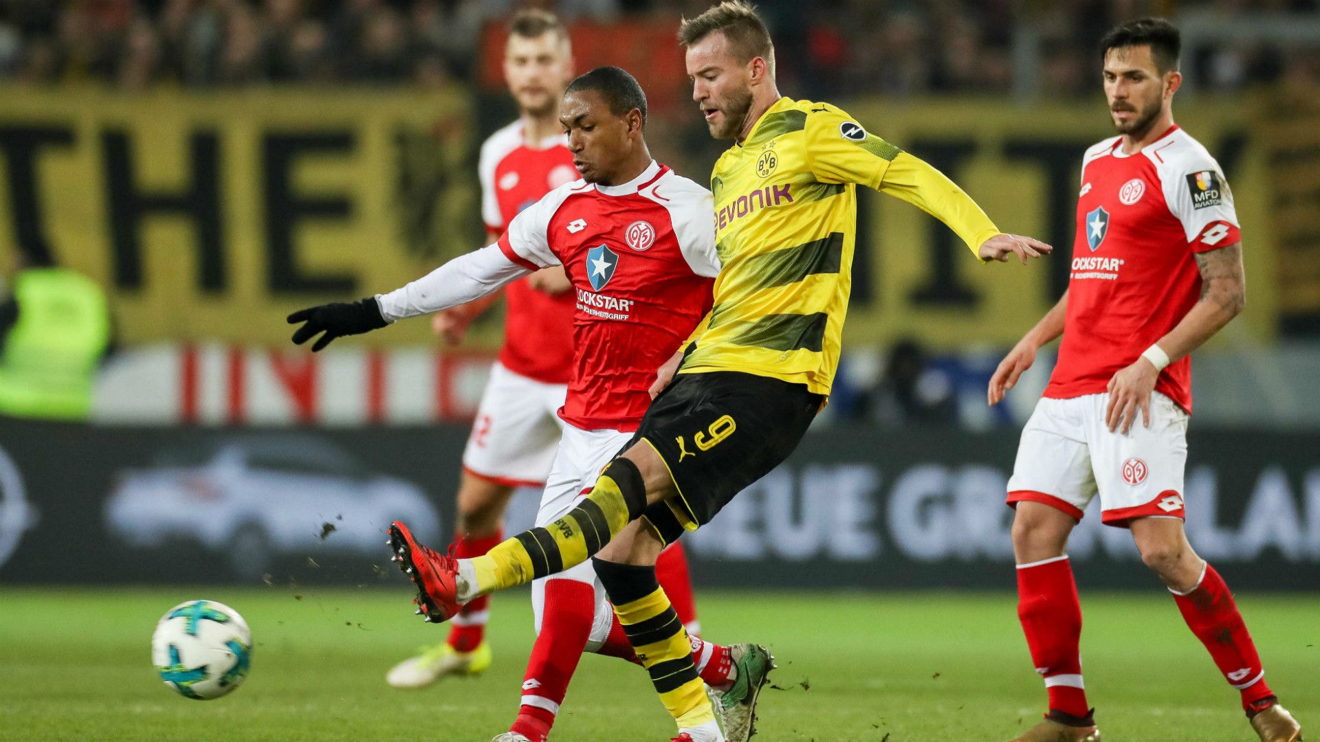 Andriy Yarmolenko Borussia Dortmund 12122017