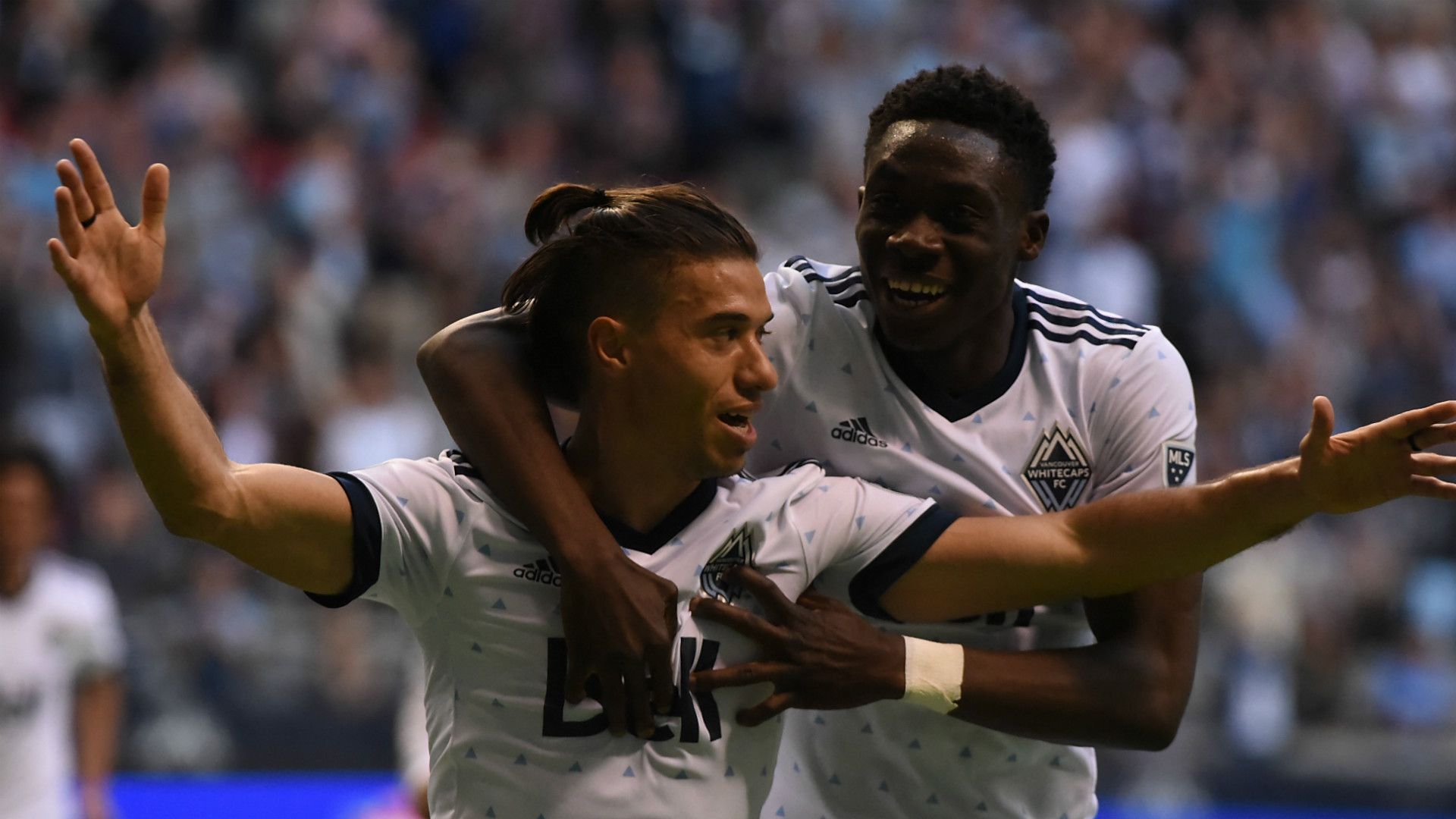 Nicolas Mezquida Alphonso Davies Vancouver Whitecaps