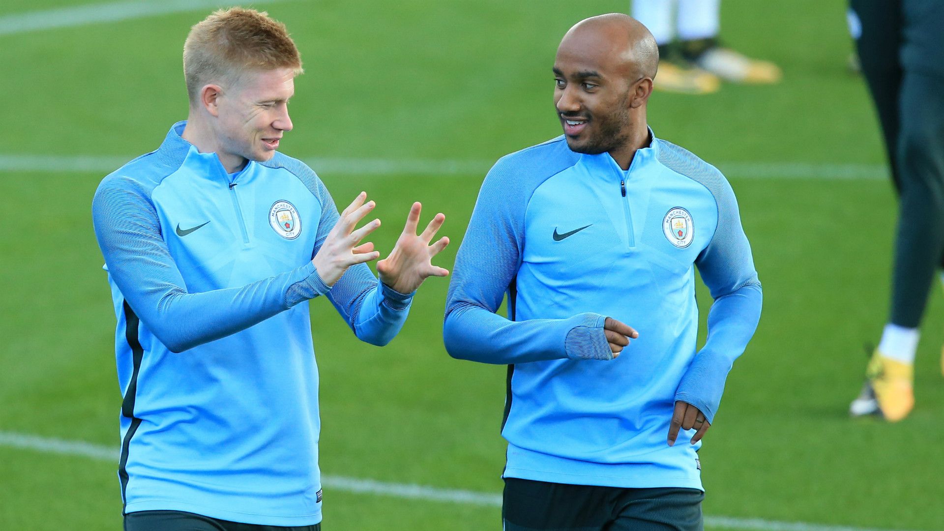 Kevin De Bruyne Fabian Delph Manchester City