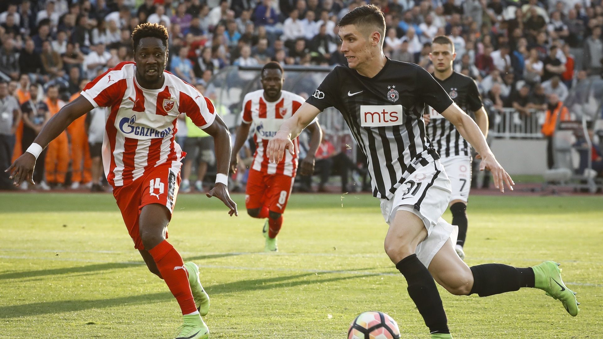 Richmond Boakye of Red Star Belgrade, Nikola Milenkovic of Partizan