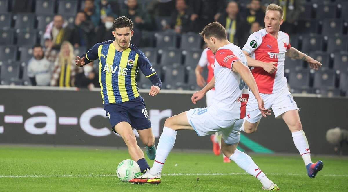 Ferdi Kadioglu Fenerbahce vs. Slavia Prague 02/17/22