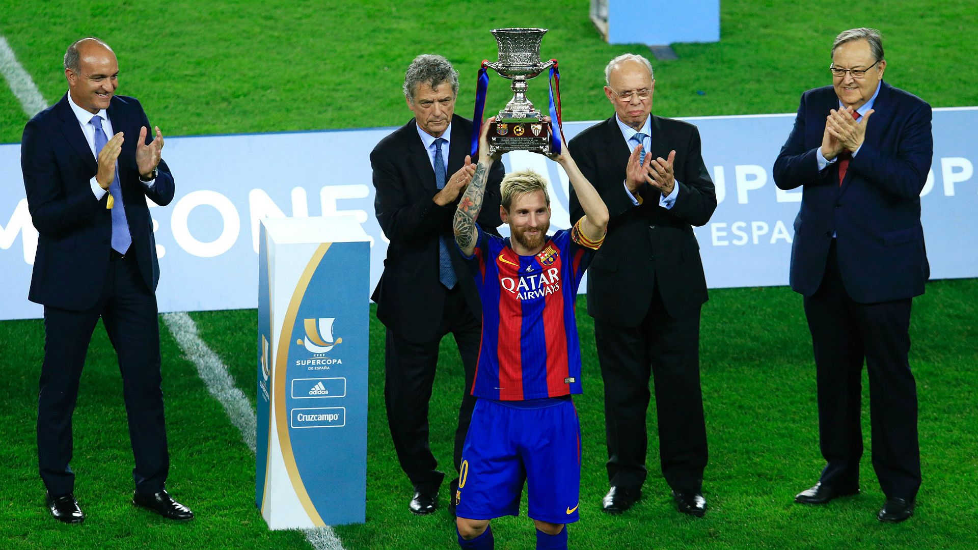Lionel Messi Barcelona Sevilla Supercup 17082016