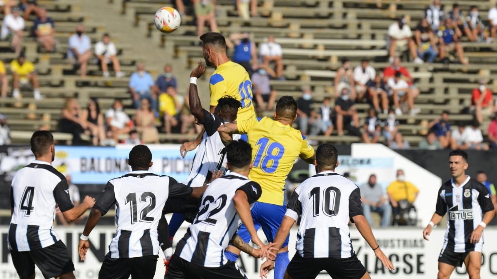 Balompédica Mínense vs. Cádiz