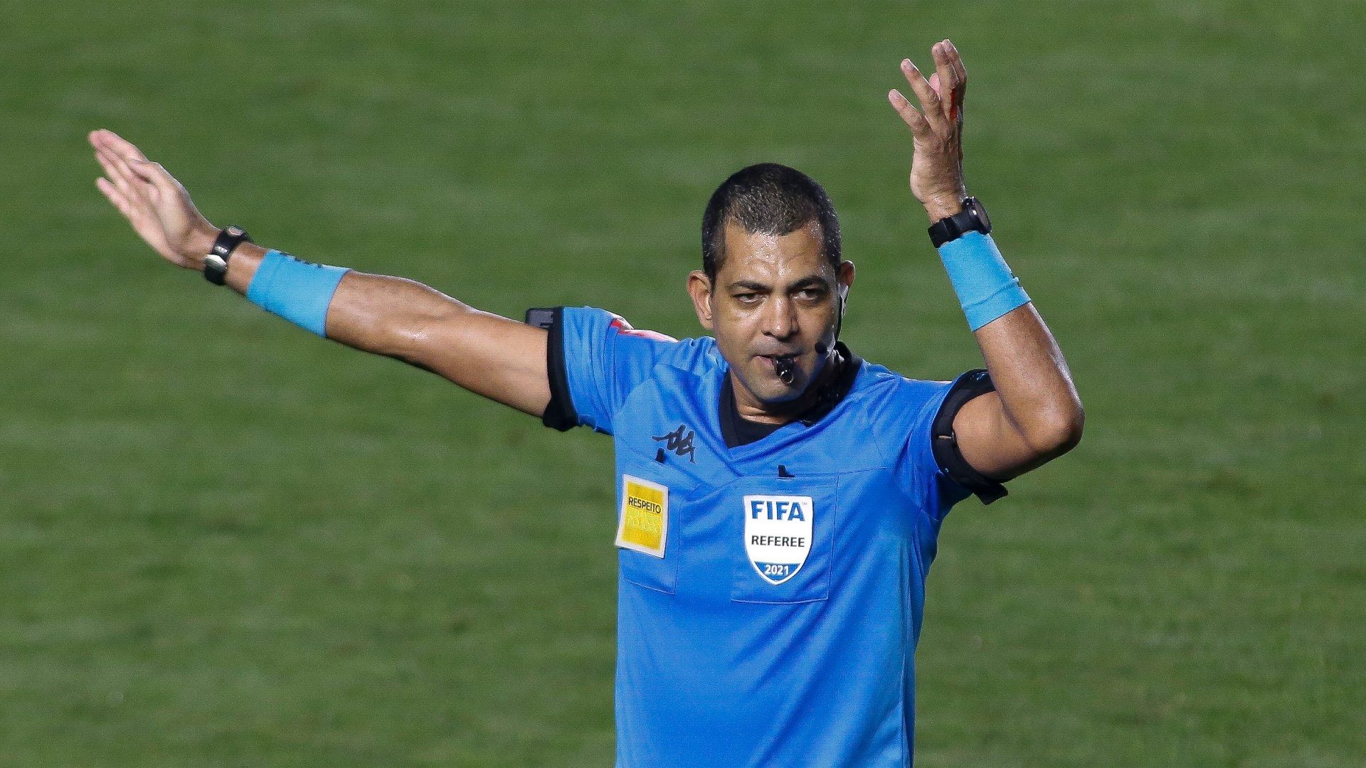 O árbitro Wagner do Nascimento Magalhães, 2021
