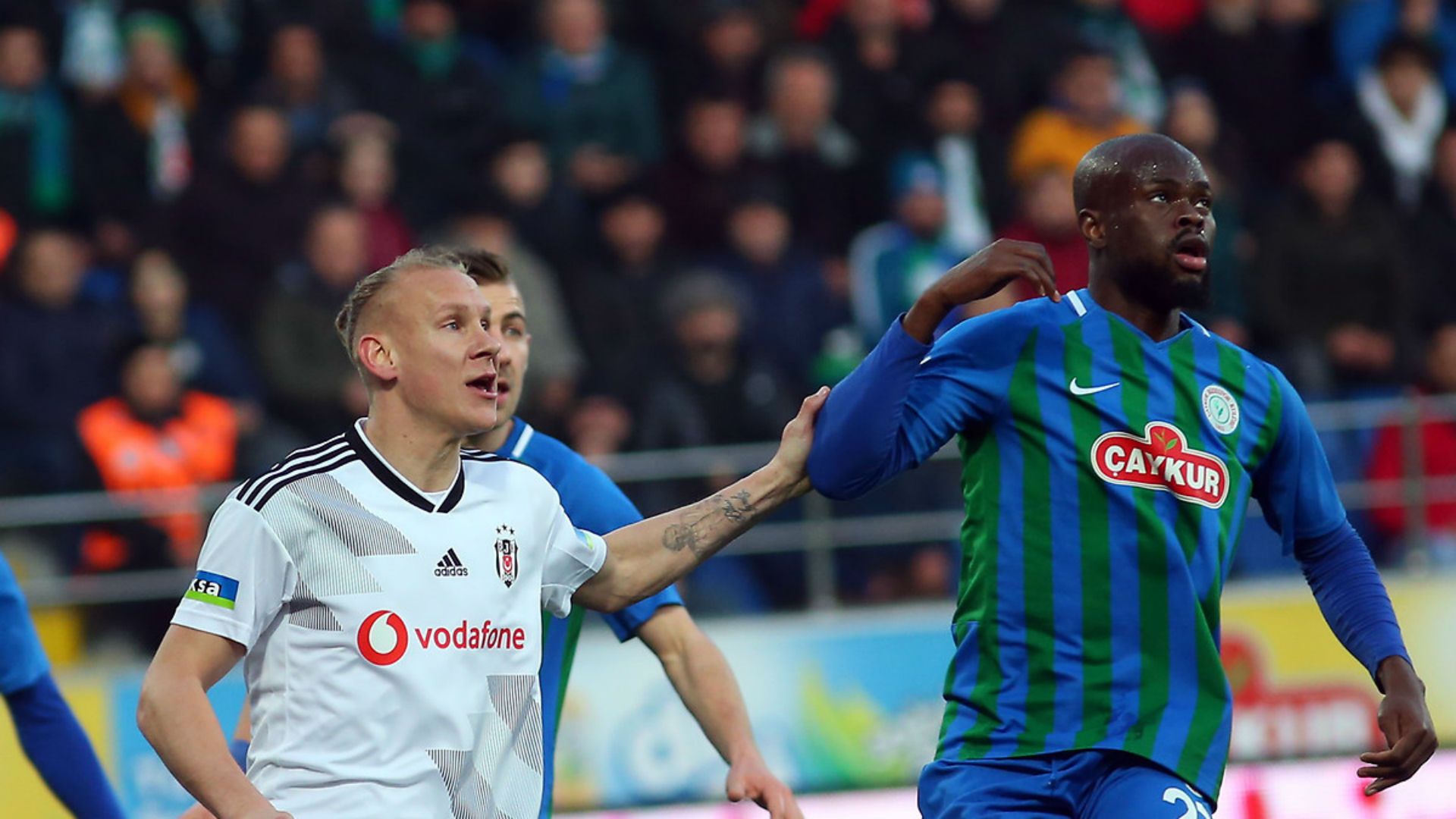 Ismael Diomande Rizespor v Besiktas 02012020