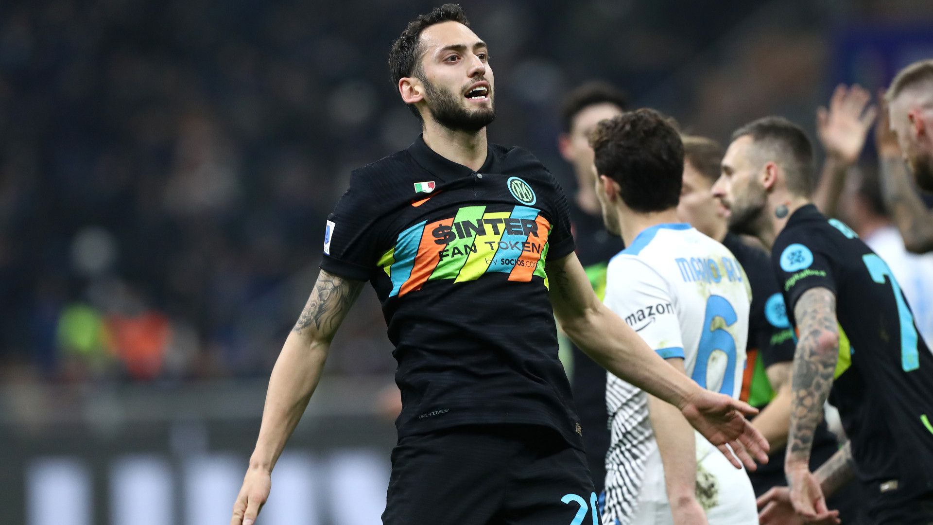 Hakan Calhanoglu Inter Napoli Serie A