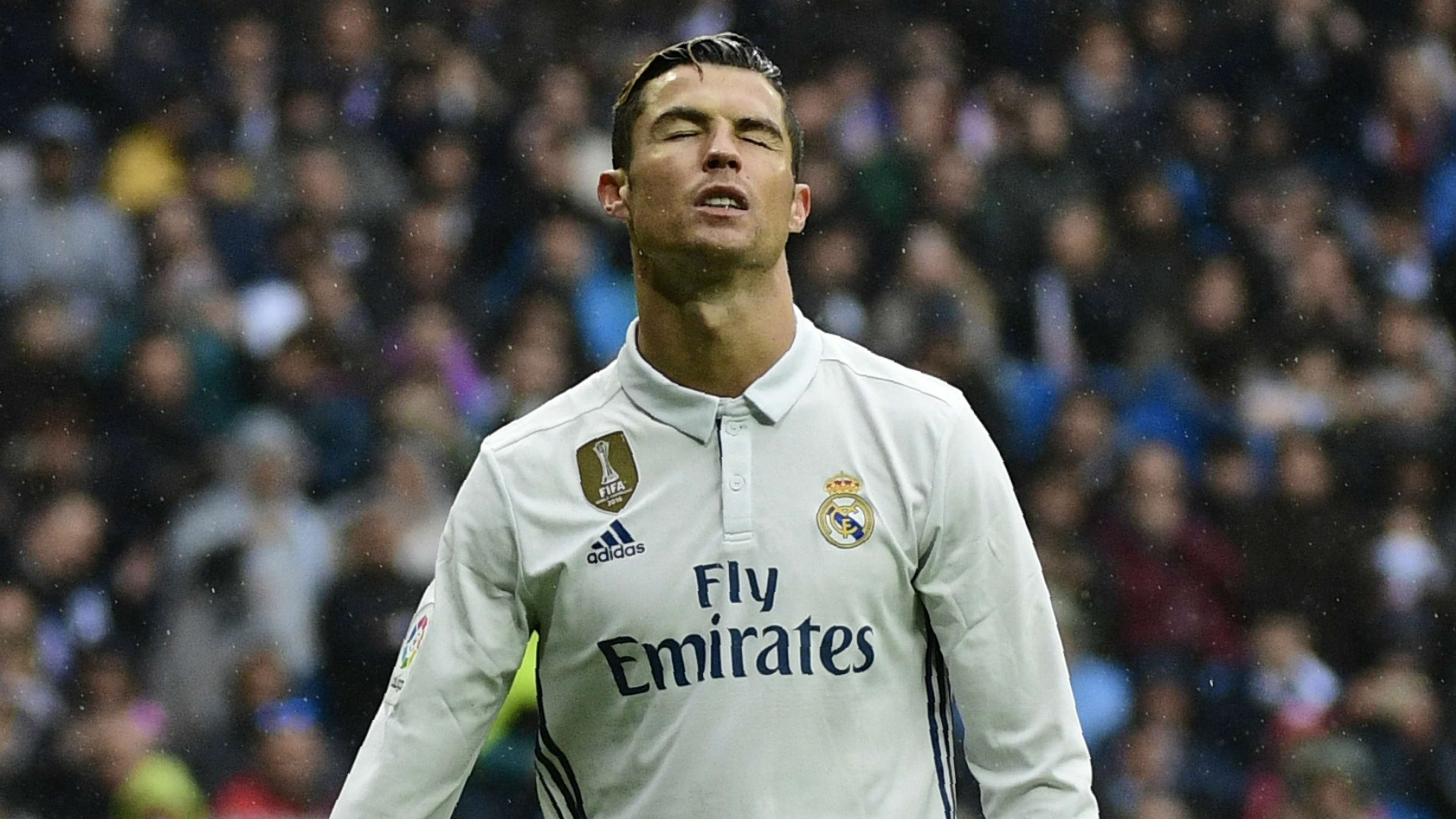 Cristiano Ronaldo missed penalty Real Madrid Valencia LaLiga 29042017