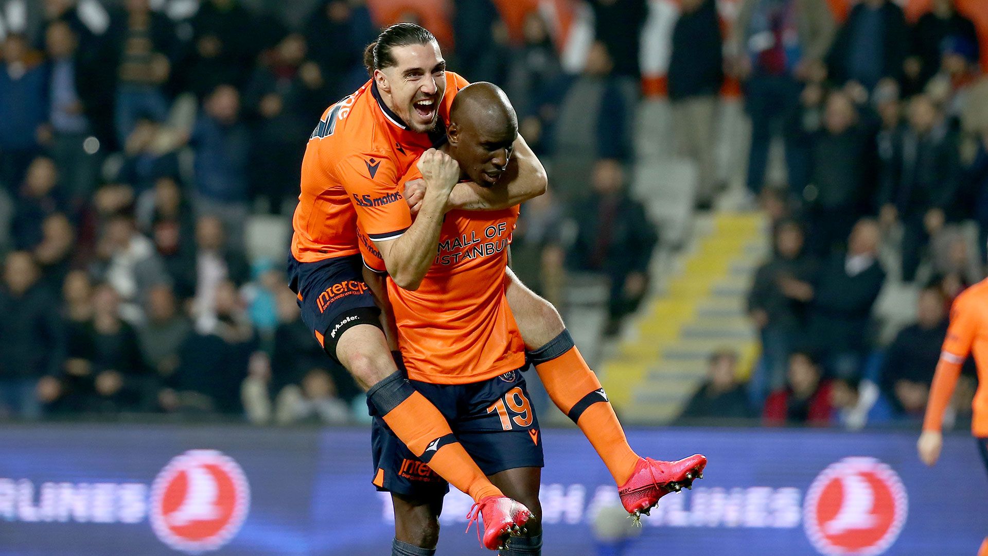 Crivelli Demba Ba Başakşehir 02142020