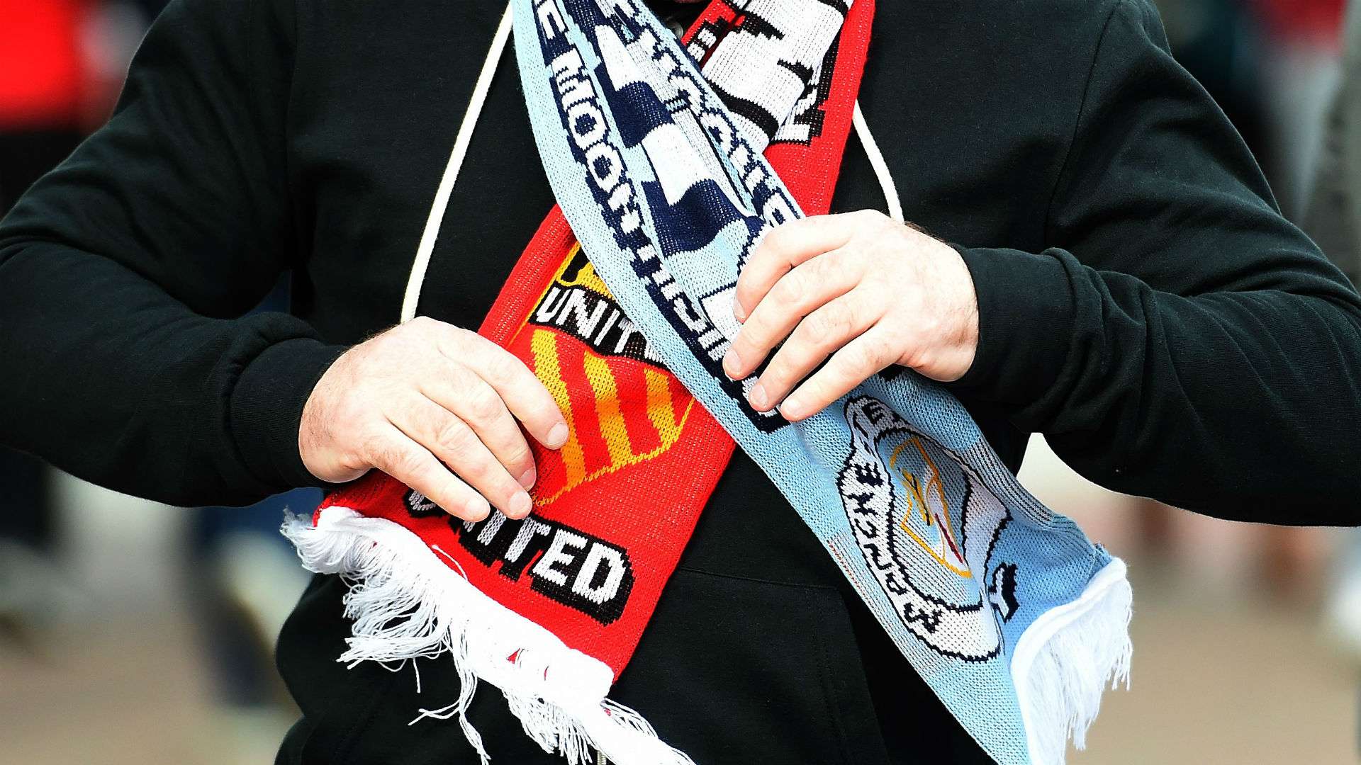 Manchester derby scarf