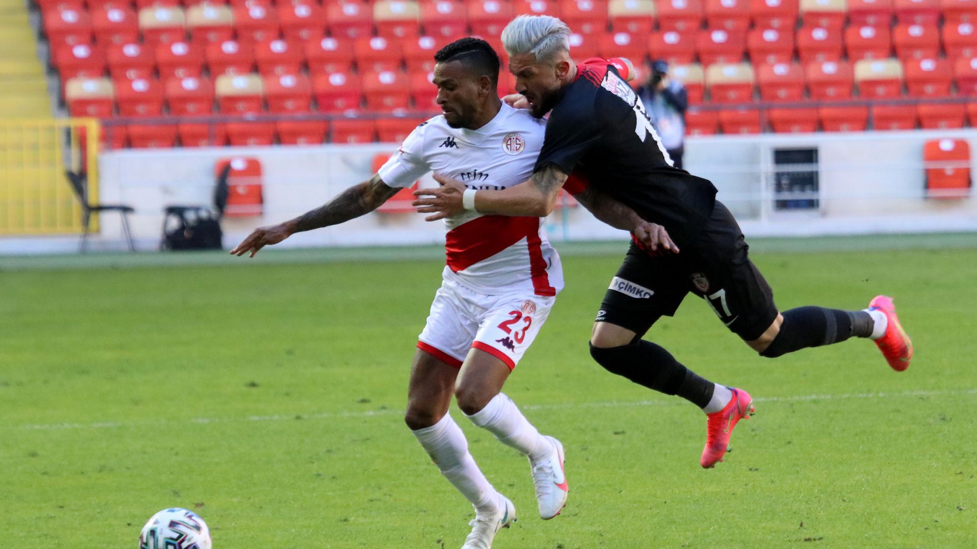 Gaziantep Antalya Da Silva Oguz Ceylan 2212021