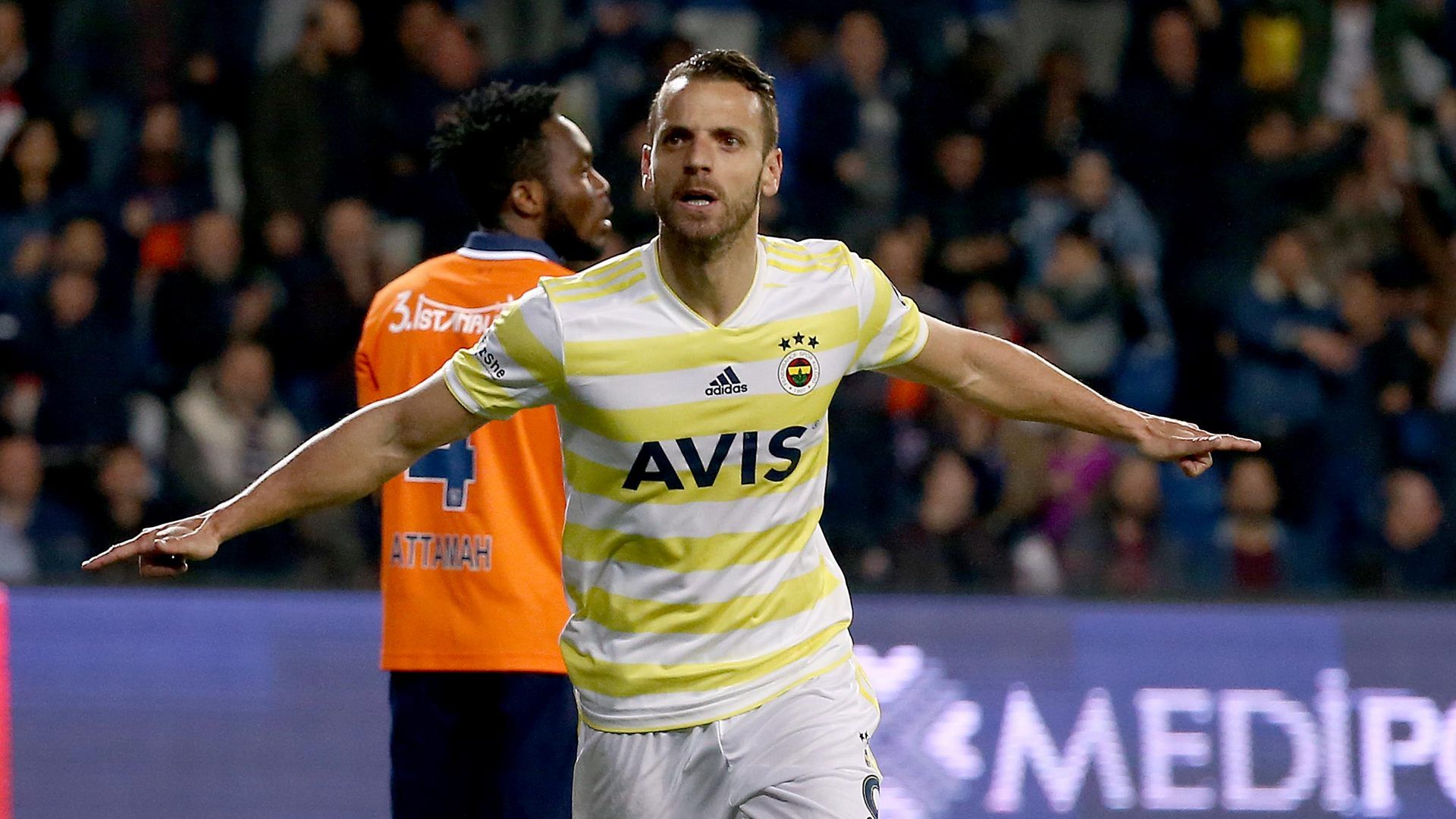 Roberto Soldado Fenerbahce
