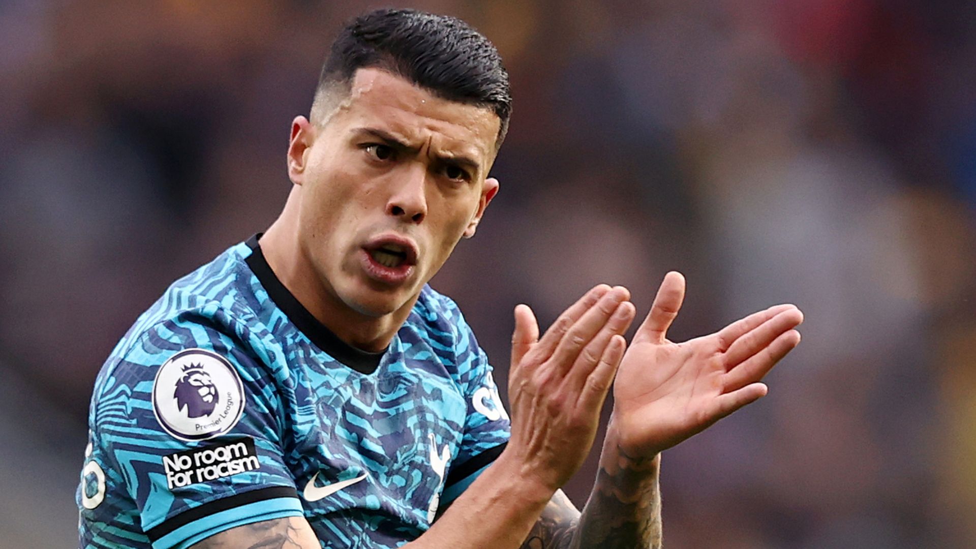 Pedro Porro Tottenham 2022-23