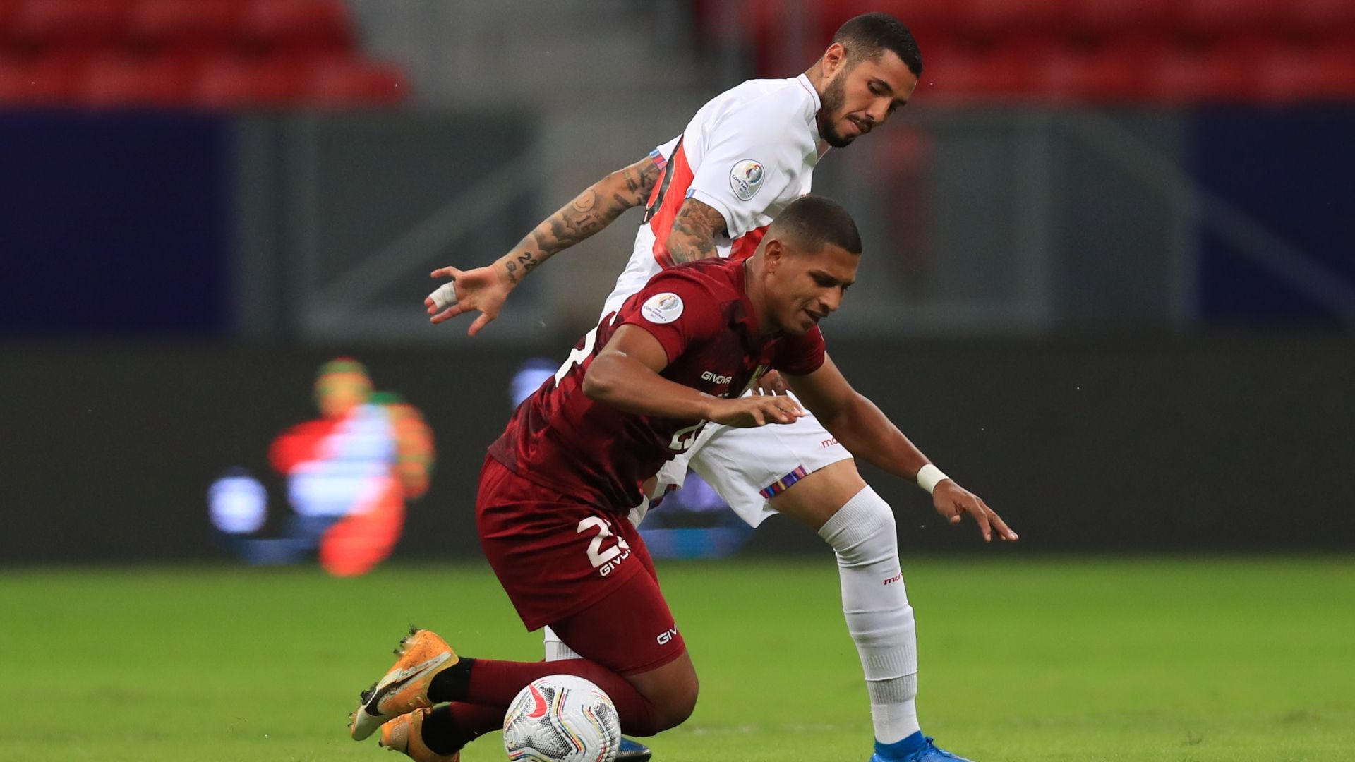 Edson Castillo-Sergio Peña Venezuela Perú Copa América 2021