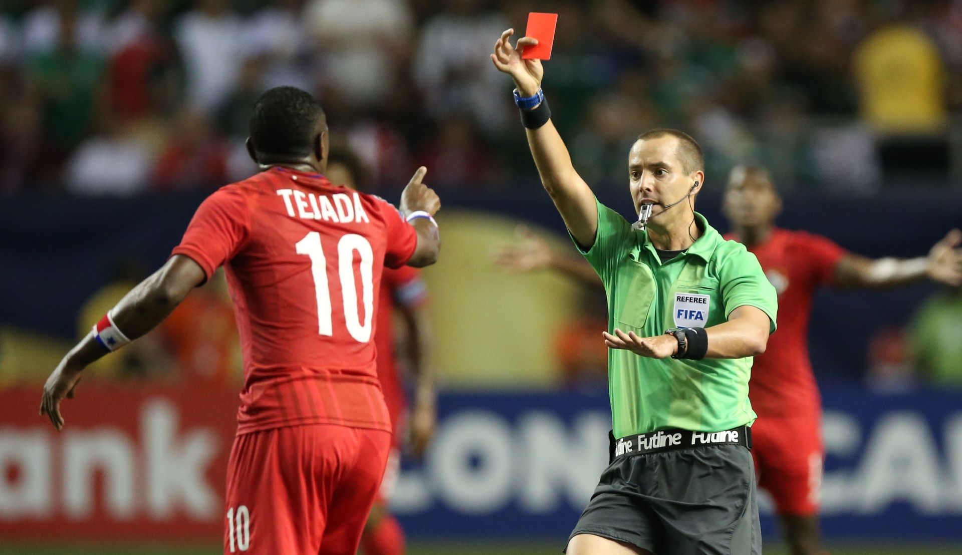Luis Tejada Mark Geiger Panama Gold Cup 07222015