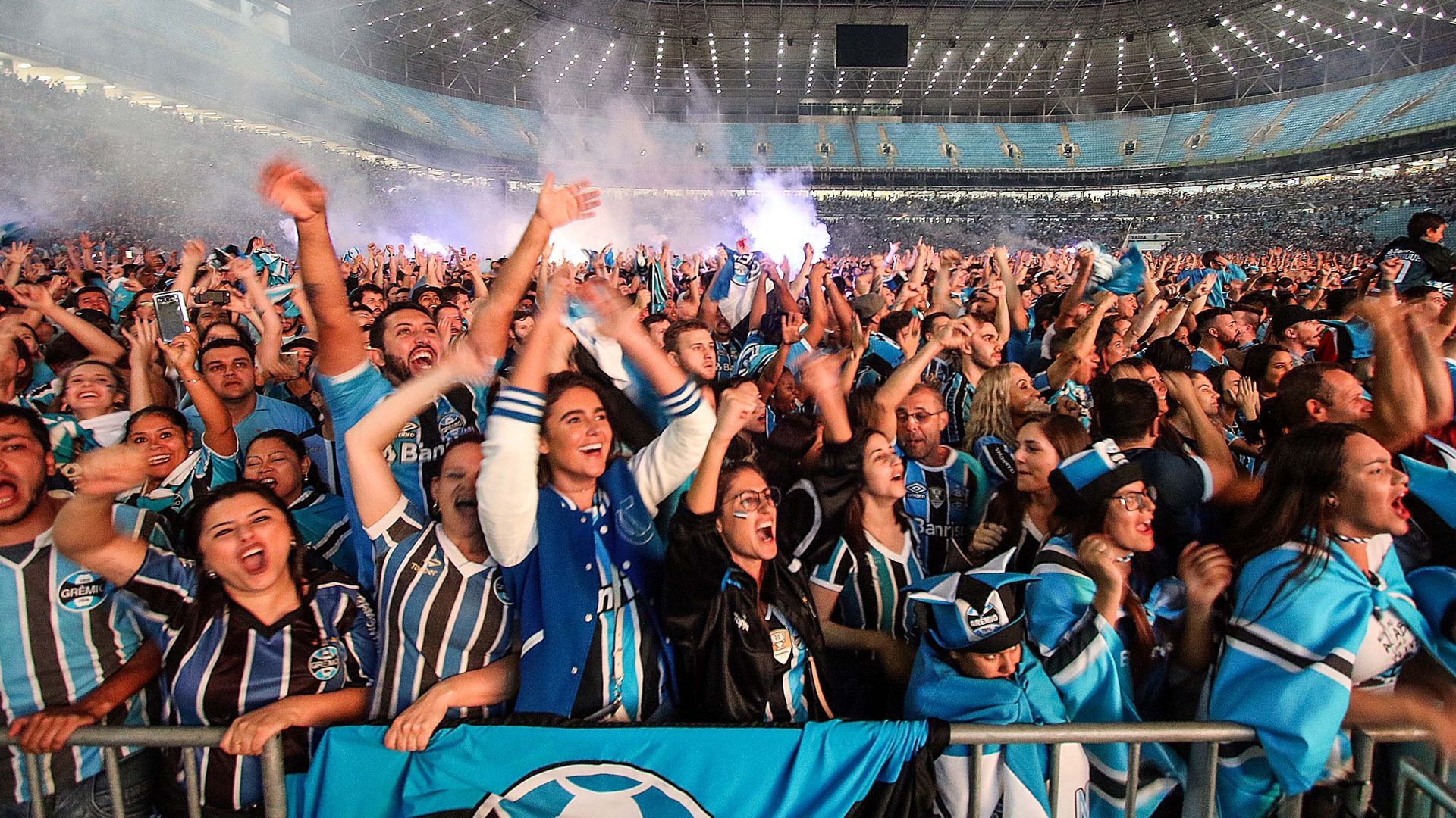 Gremio torcida Arena Porto Alegre Final Copa Libertadores 29112017