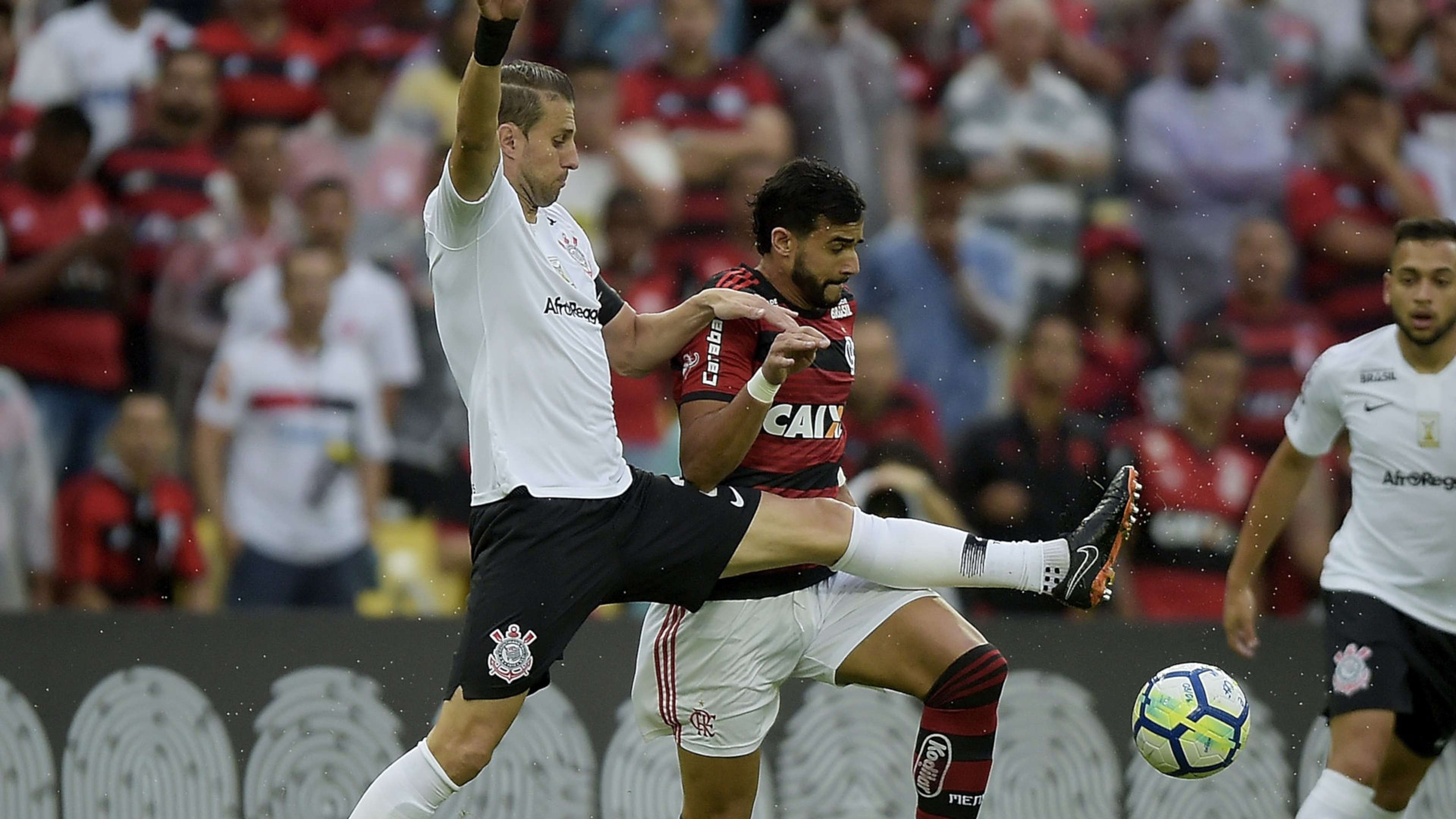 Henrique Dourado Henrique Flamengo Corinthians Brasileirao Serie A 03062018