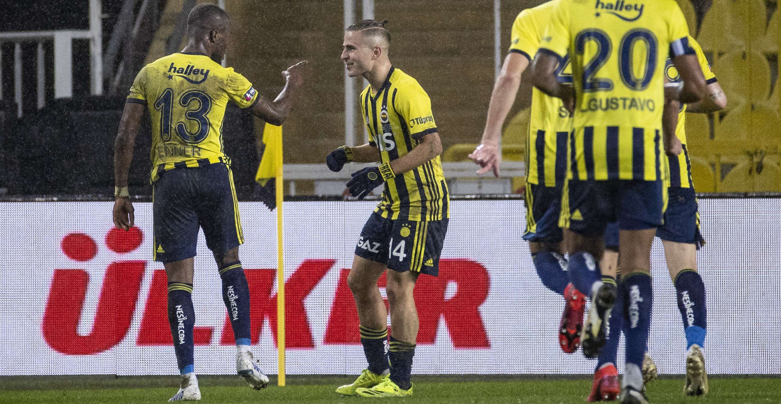 Enner Valencia Dimitrios Pelkas Fenerbahce Goal Celebration vs. Caykur Rizespor 01/30/21