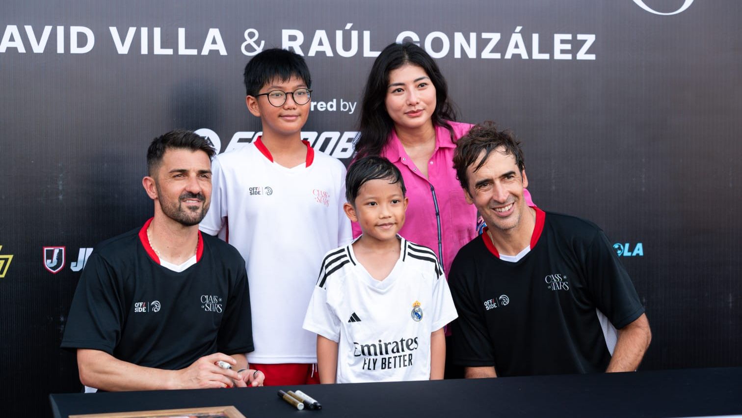David Villa & Raul Gonzalez ke Indonesia