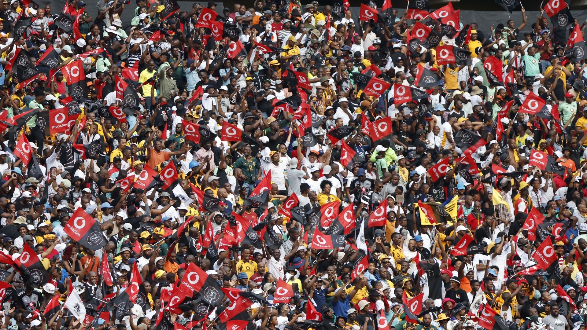 Kaizer Chiefs Orlando Pirates fans