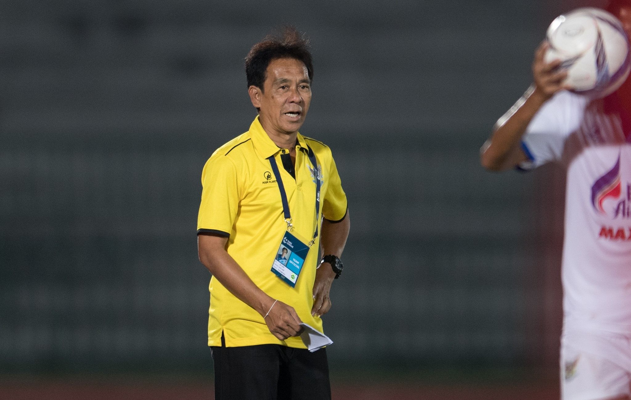 พล ชมชื่น