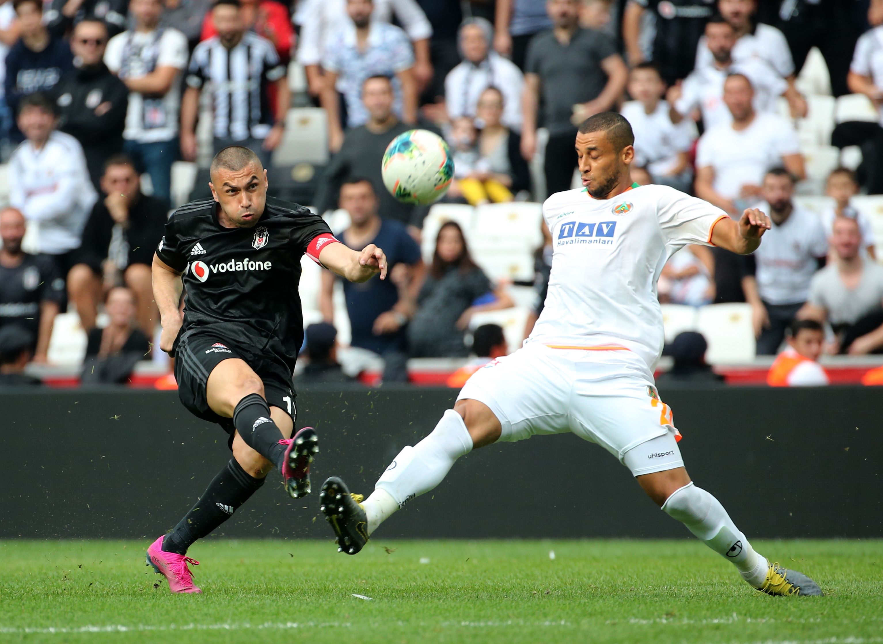 Burak Yilmaz, Besiktas v Alanyaspor 10062019