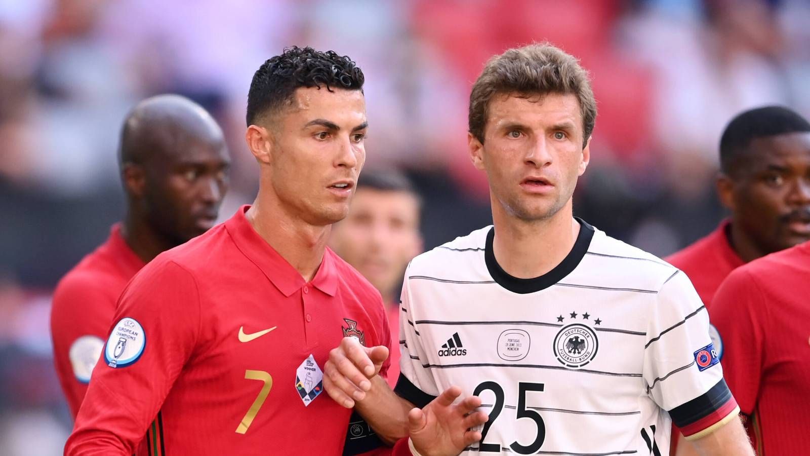 Thomas Müller & Cristiano Ronaldo