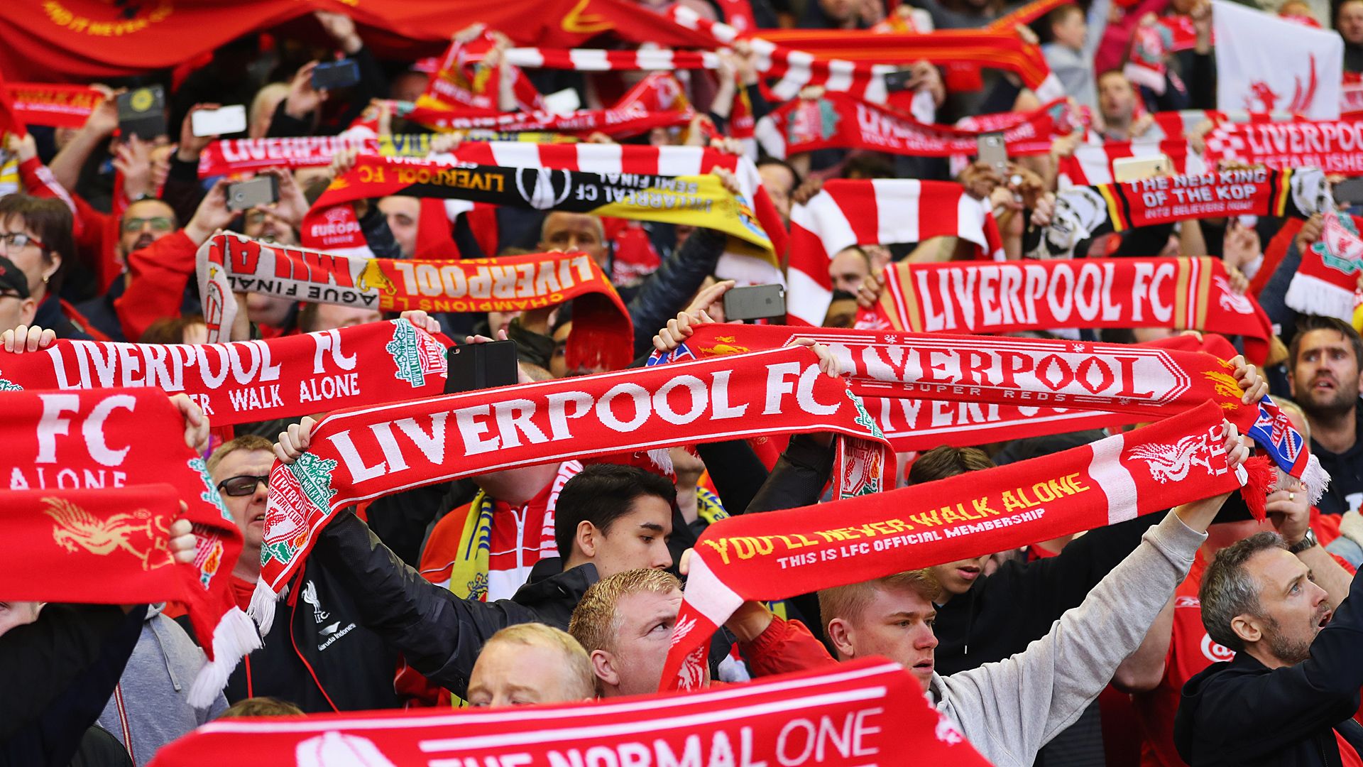 Liverpool Fans Villarreal