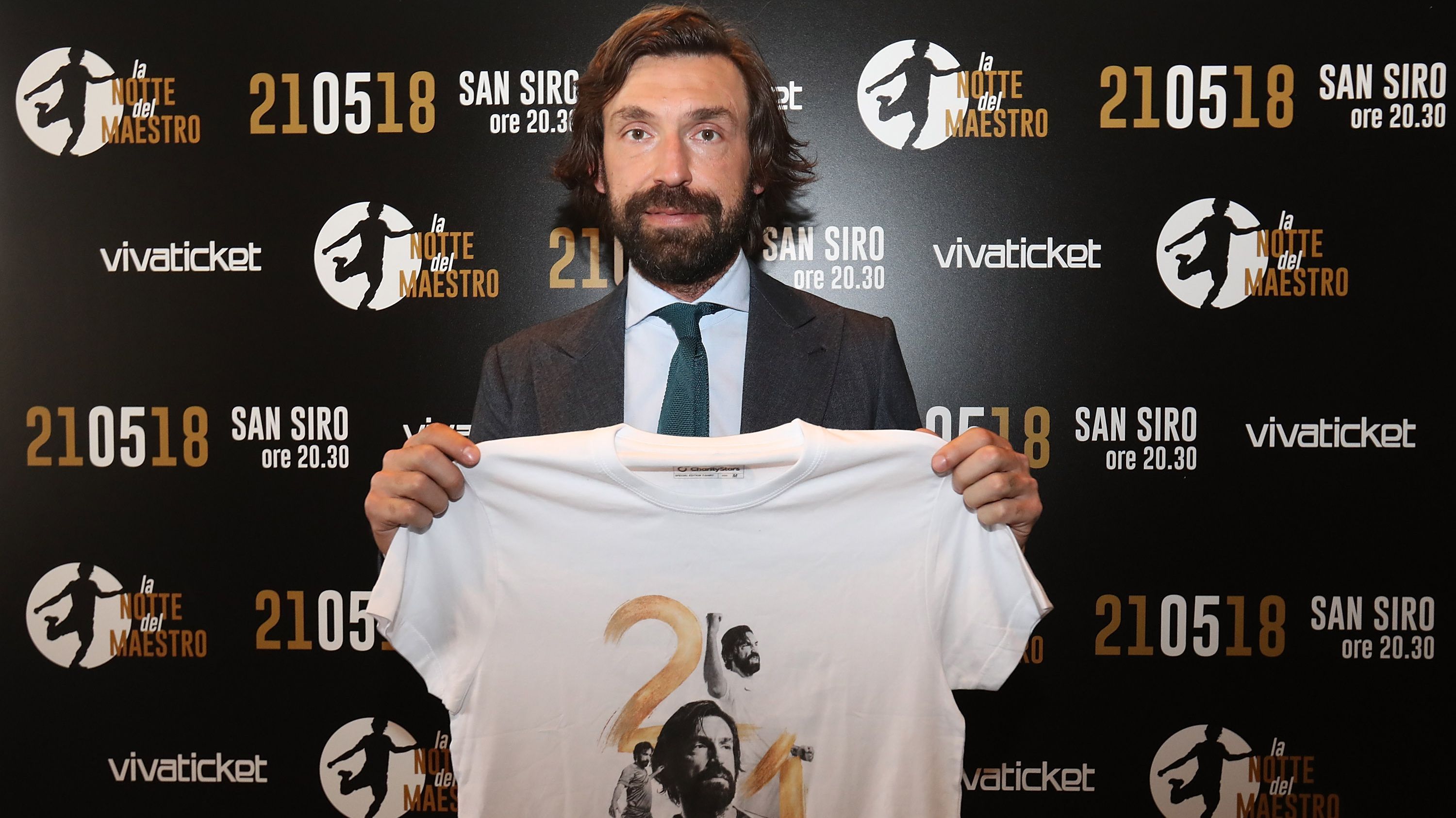 Pirlo notte maestro