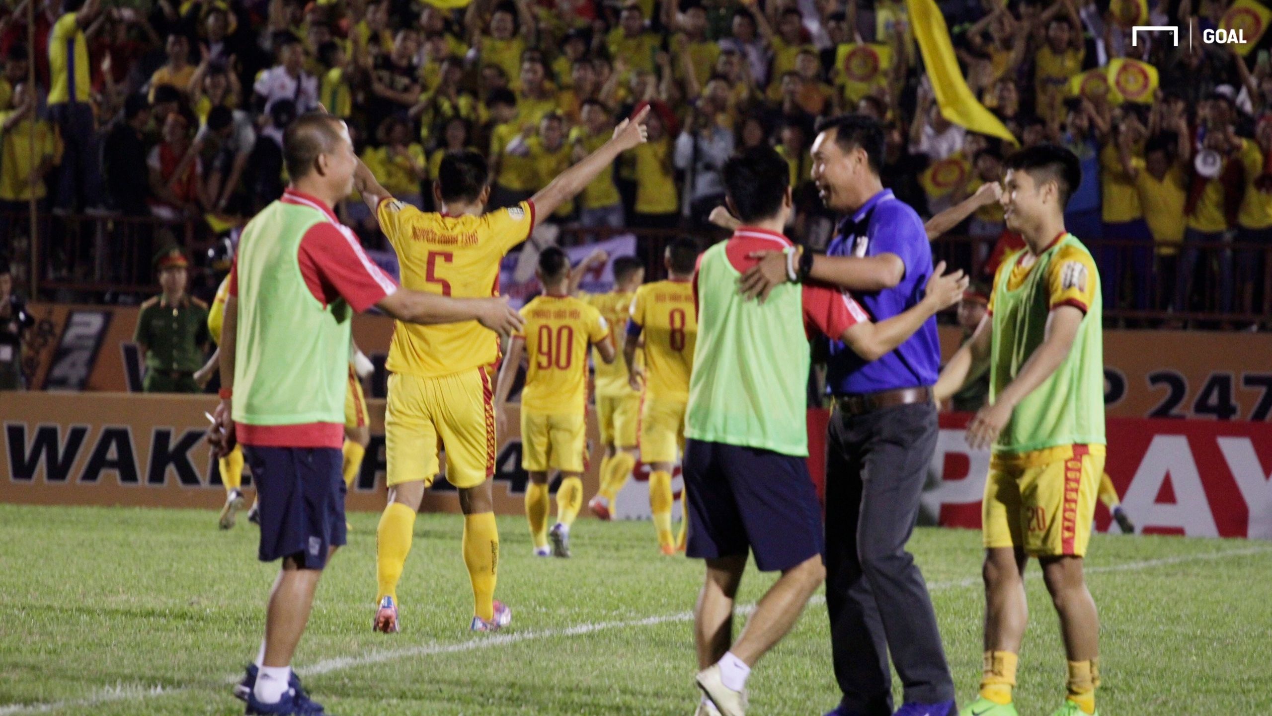 V.League. Chuyển nhượng V.League. HAGL. Hà Nội FC. Chuyển nhượng HAGL. Chuyển nhượng Hà Nội FC. Kết quả bóng đá. Bóng đá. Trực tiếp bóng đá hôm nay. Lịch thi đấu bóng đá. Đội tuyển Việt Nam. U22 Việt Nam. SEA Games 2019. Đoàn Văn Hậu. U21 Việt Nam. U21 Việt Nam vs U21 Sarajevo. Công Phượng. Chung Hae-seong. Hứa Hiền Vinh. CLB TP.HCM. Phố Hiến.