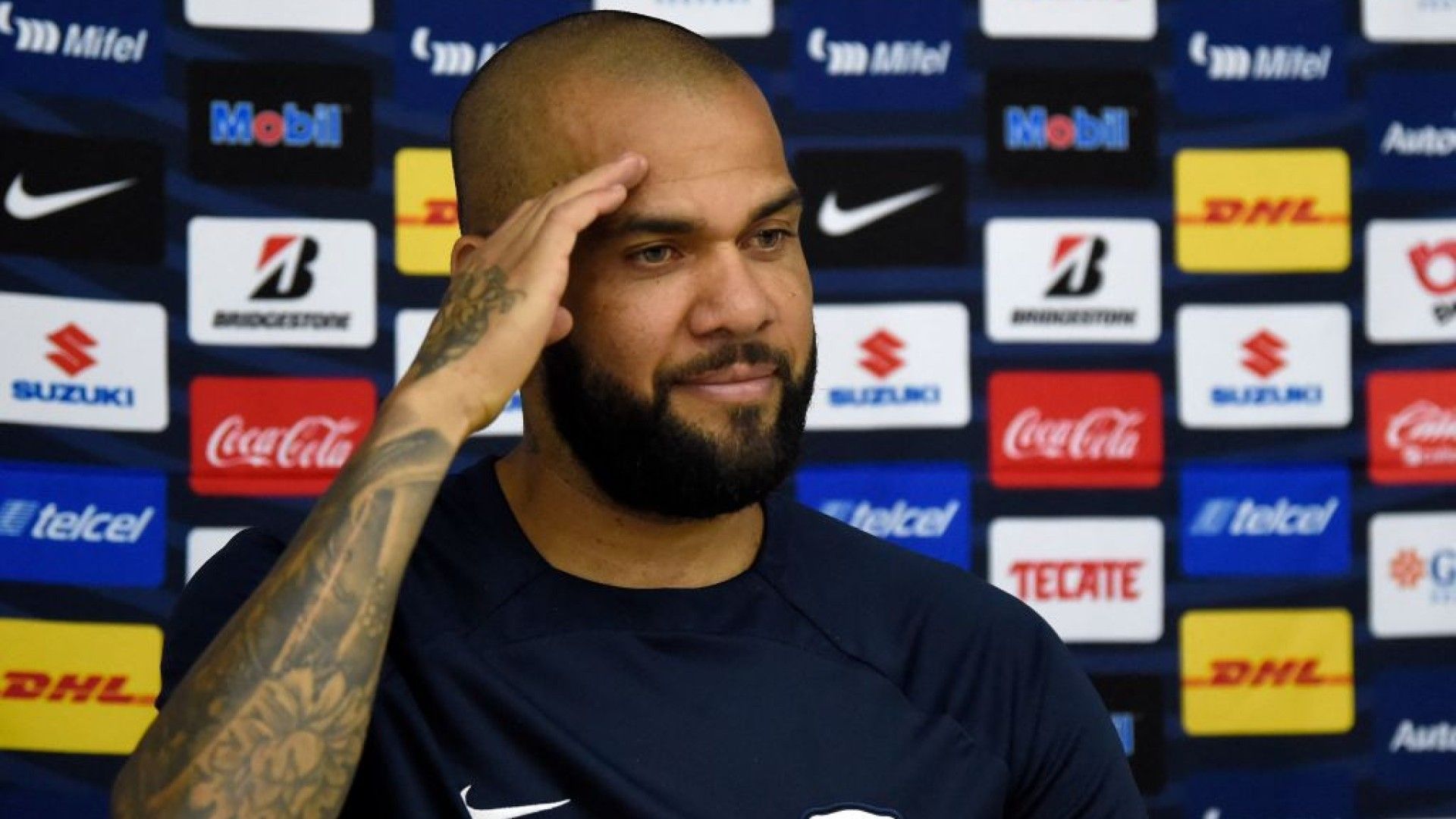 Dani Alves presentación Pumas 2022