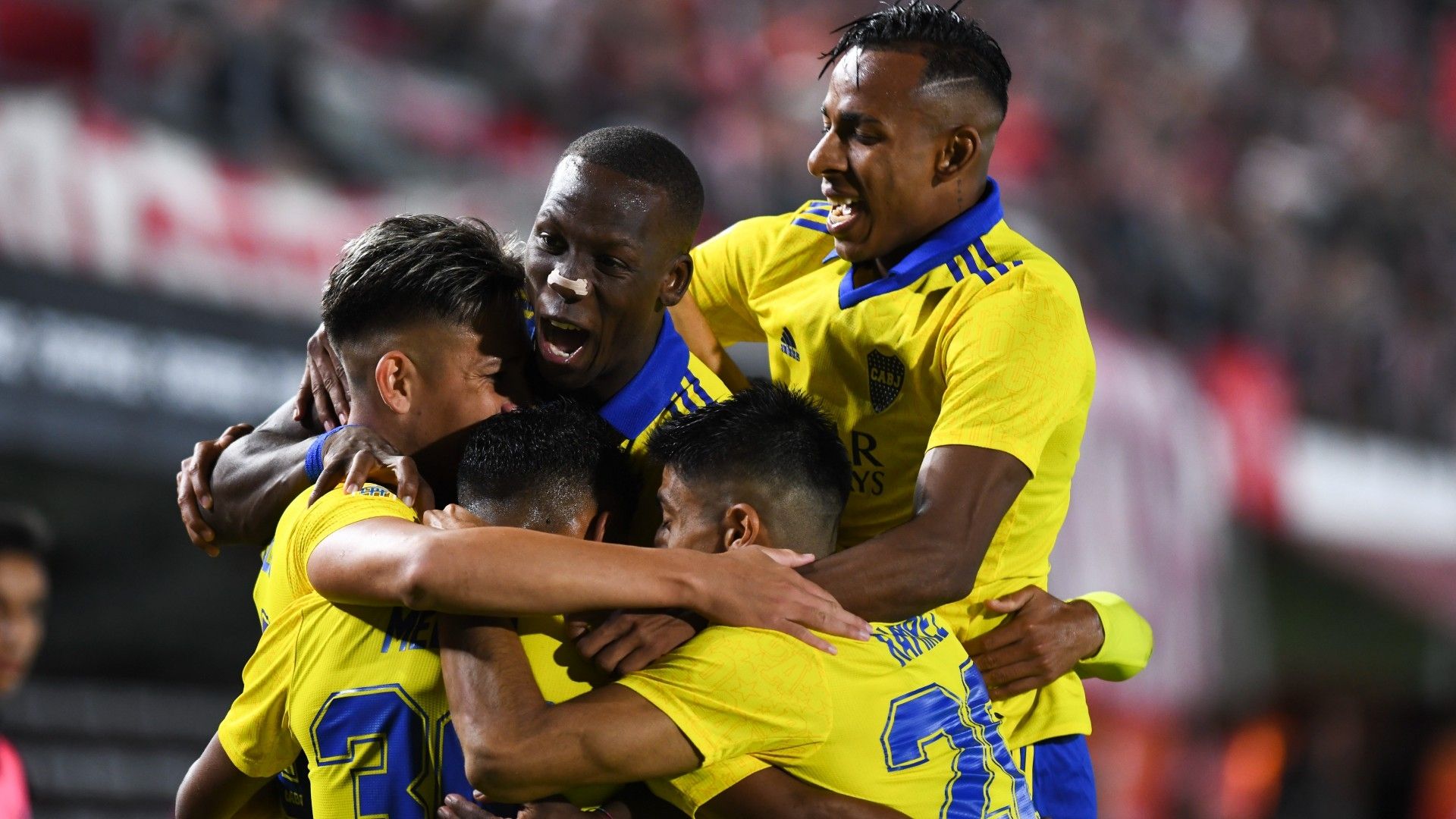 festejo abrazo Estudiantes Boca Copa Liga Profesional 13032022