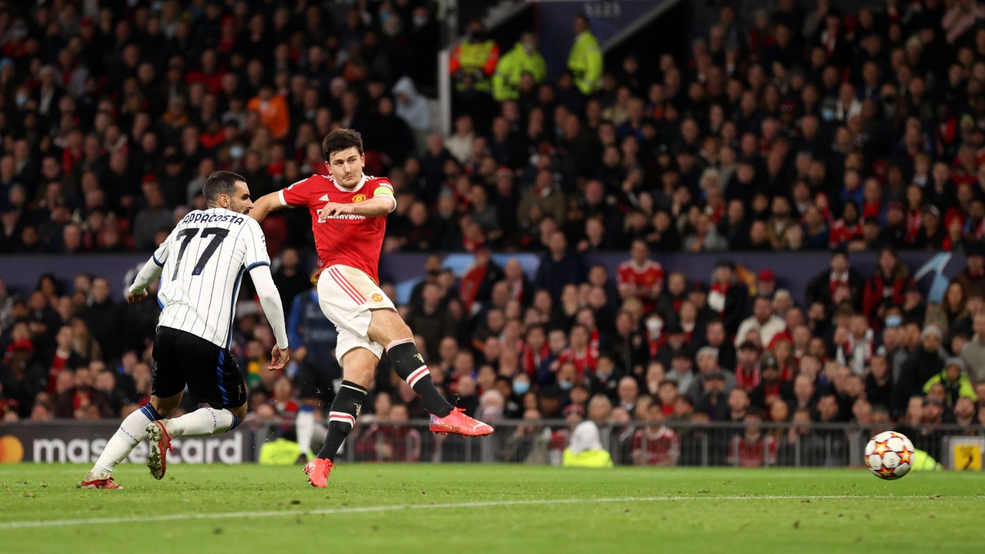 Harry Maguire - Manchester United vs Atalanta UEFA Champions League 20102021