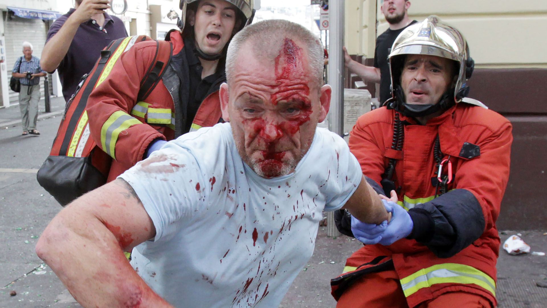 England Russia violence in Marseille