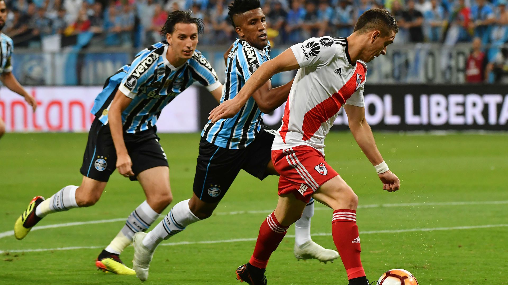 Cortez Rafael Santos Borre Gremio River Copa Libertadores 30102018
