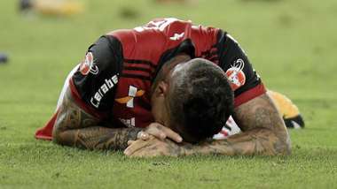 Paolo Guerrero Flamengo 12102017