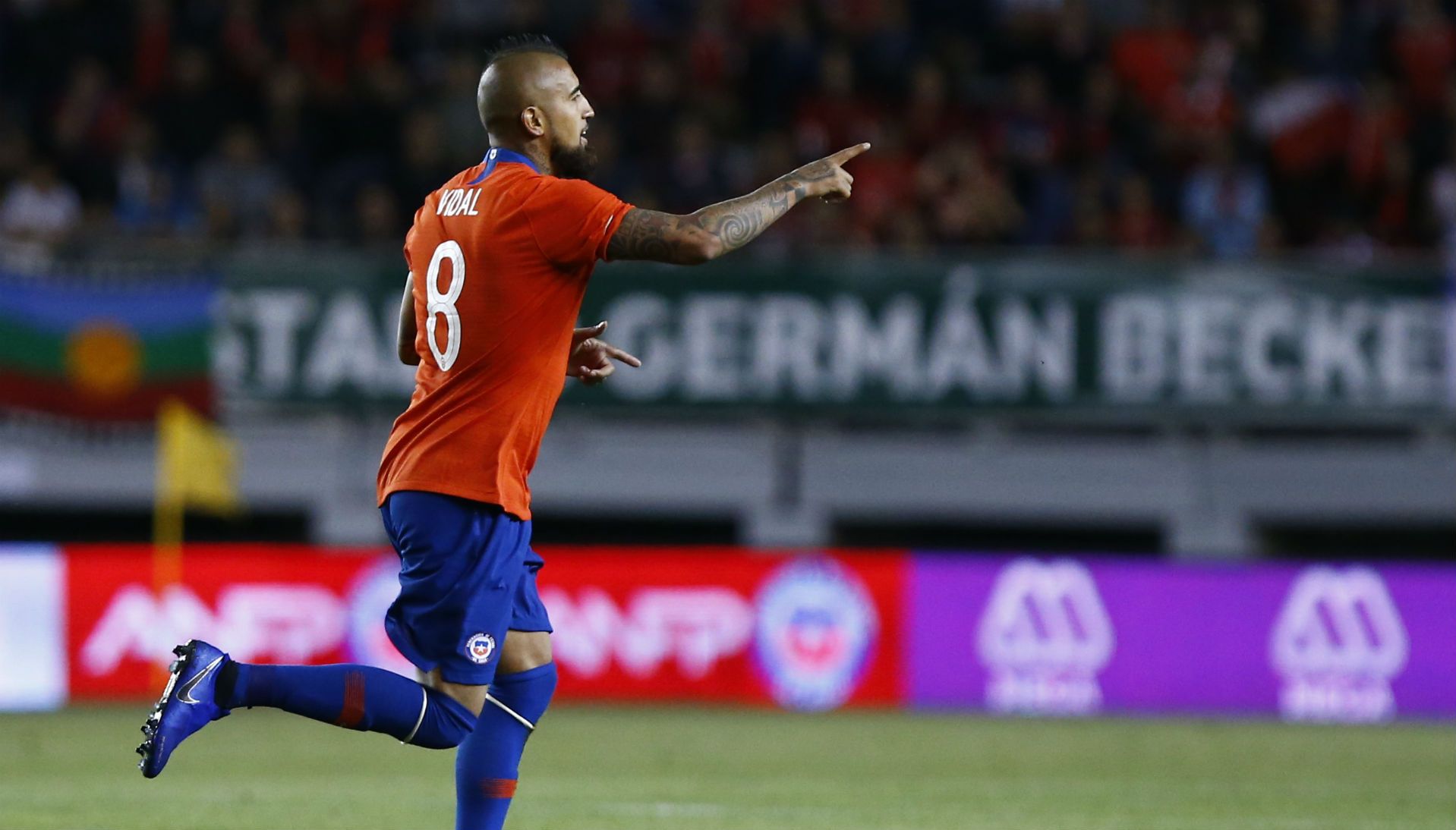 201118 Arturo Vidal Chile Honduras