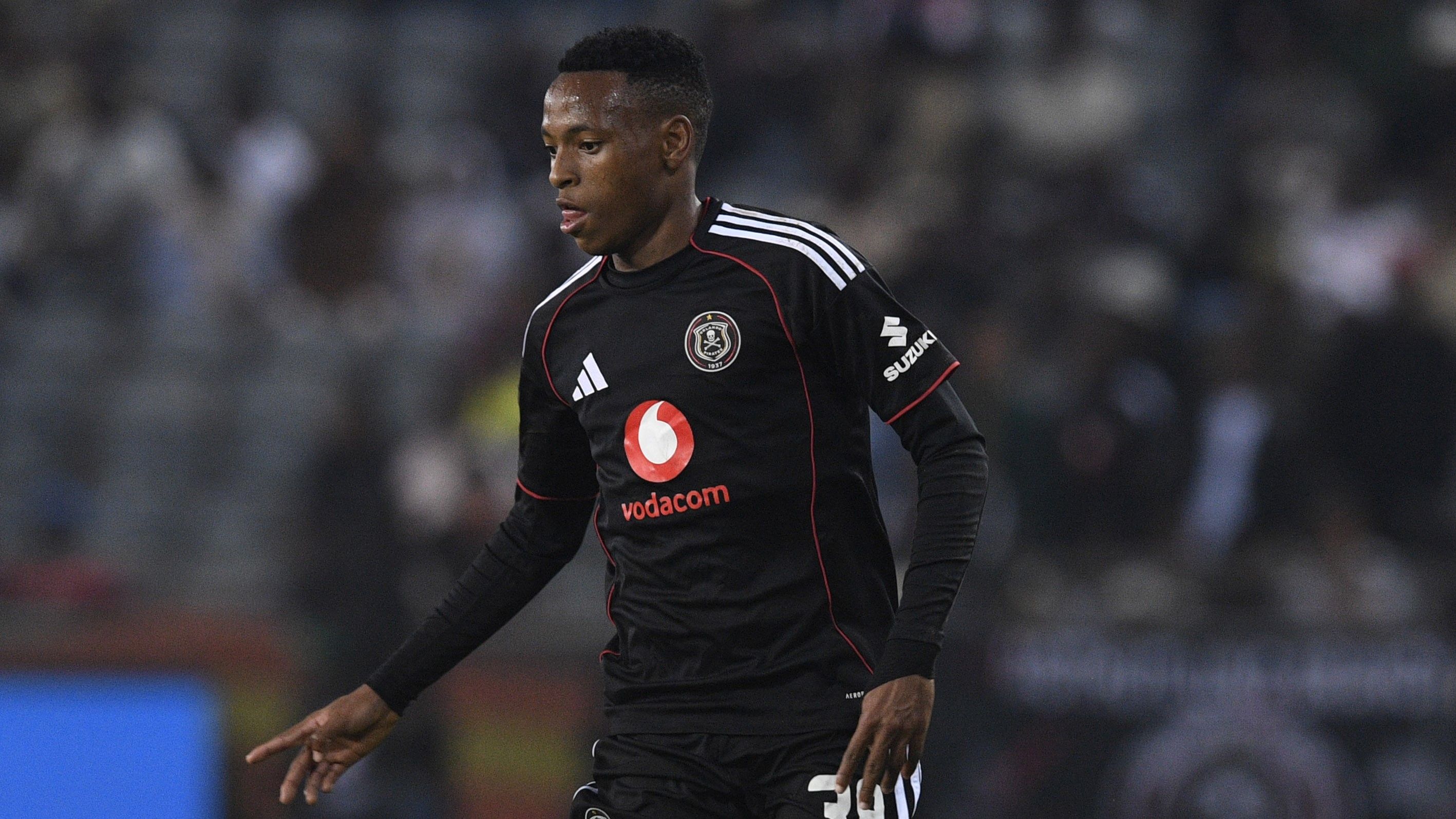 Relebohile Mofokeng, Orlando Pirates