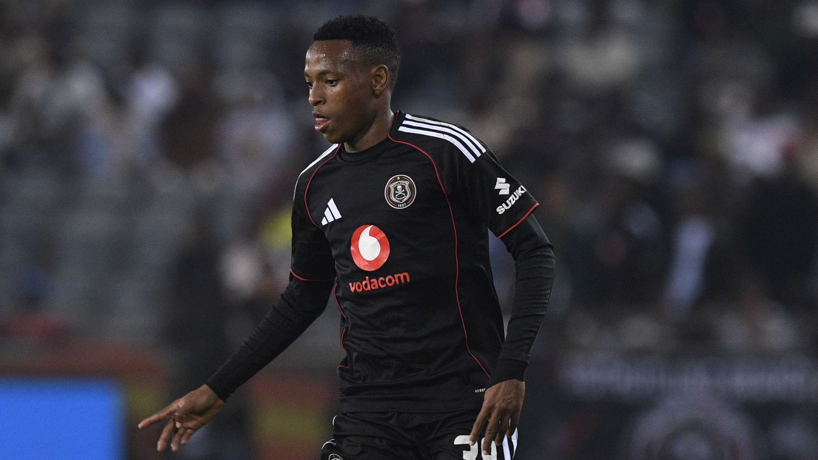 Relebohile Mofokeng, Orlando Pirates