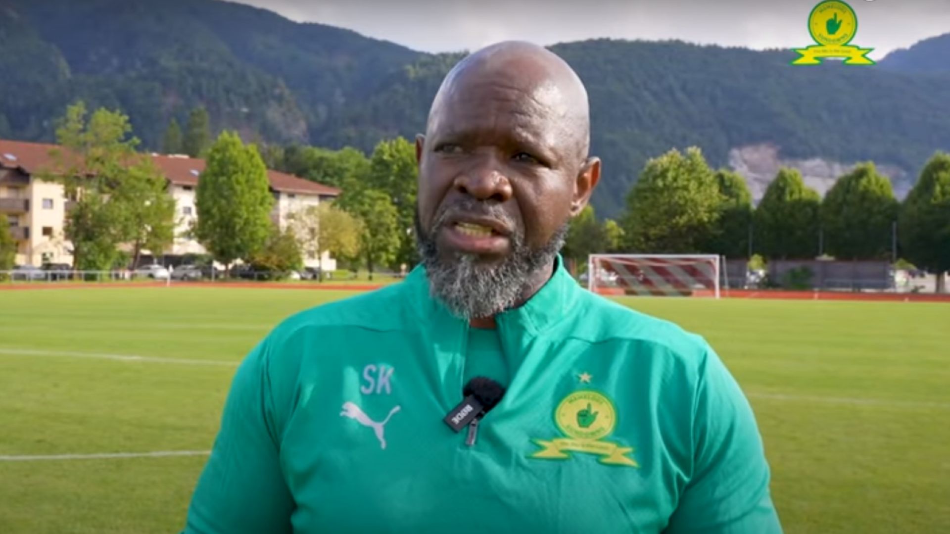 Steve Komphela Sundowns v Cardiff