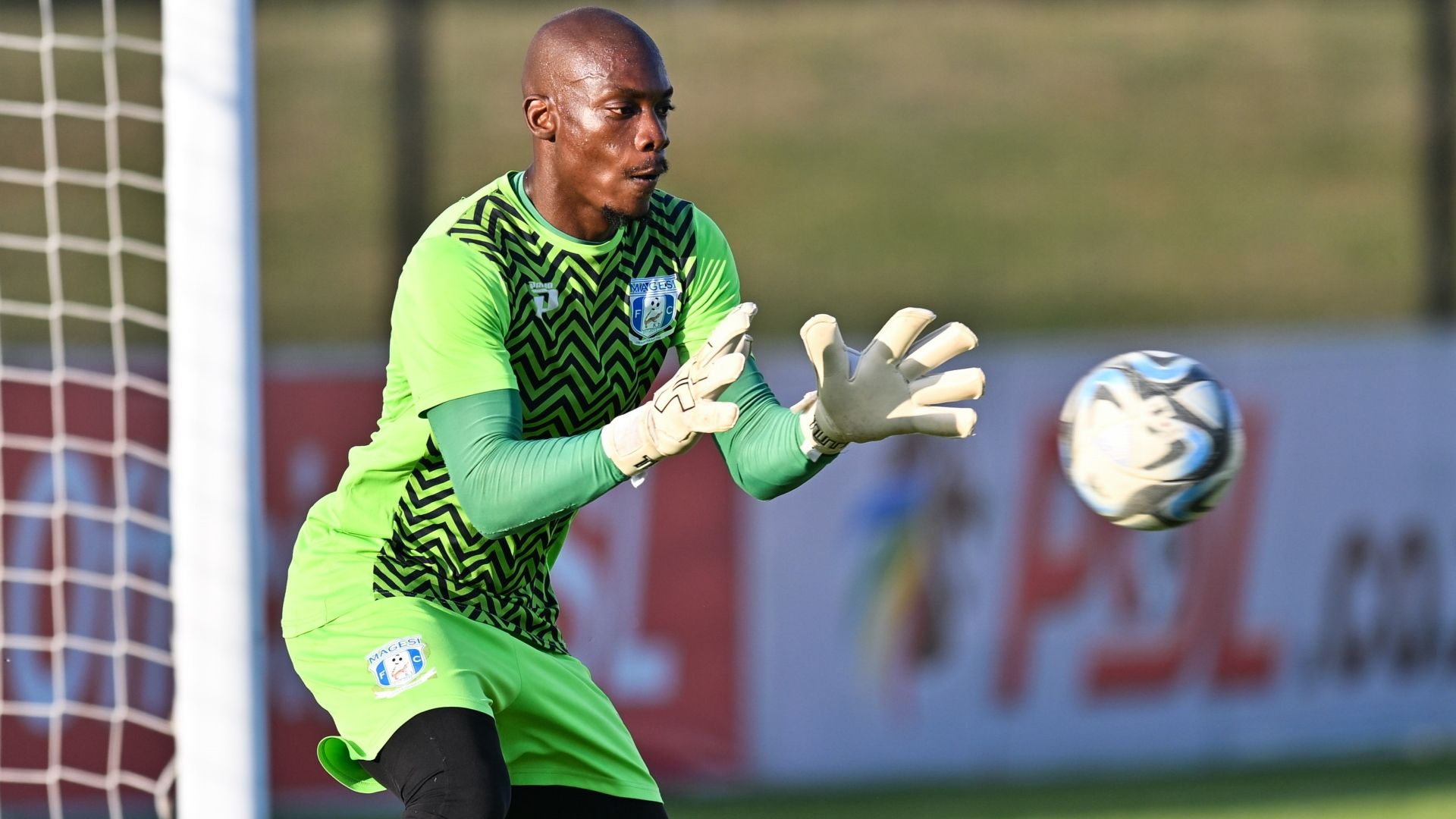 Elvis Chipezeze, Magesi FC