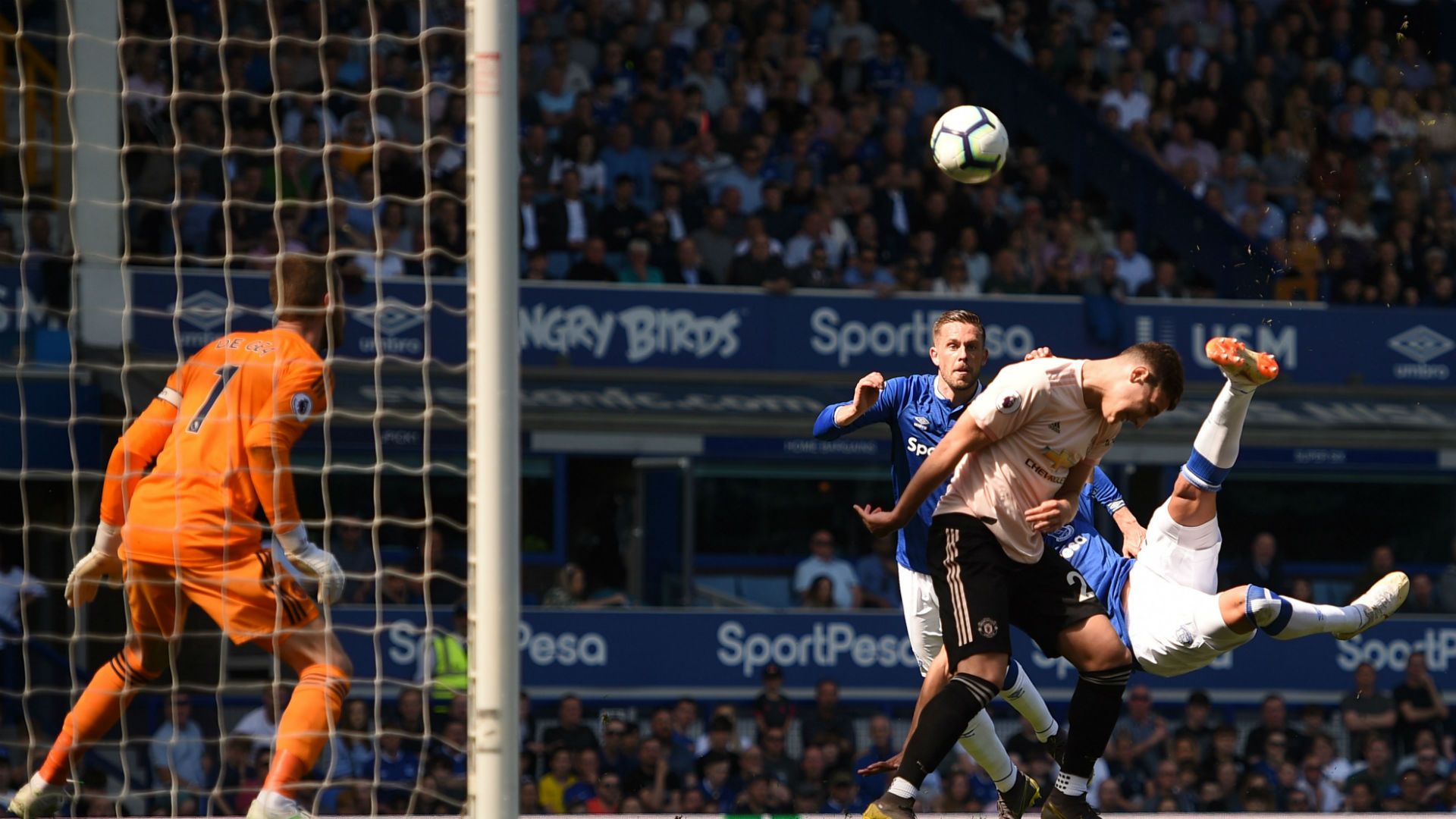 Richarlison Everton Manchester United 21042019