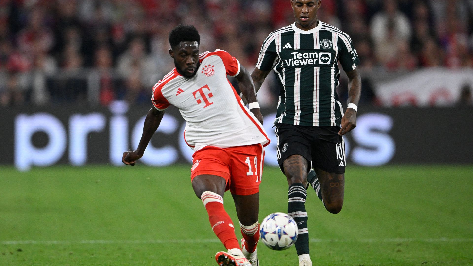 ALPHONSO DAVIES BAYERN MÜNCHEN CHAMPIONS LEAGUE 20092023