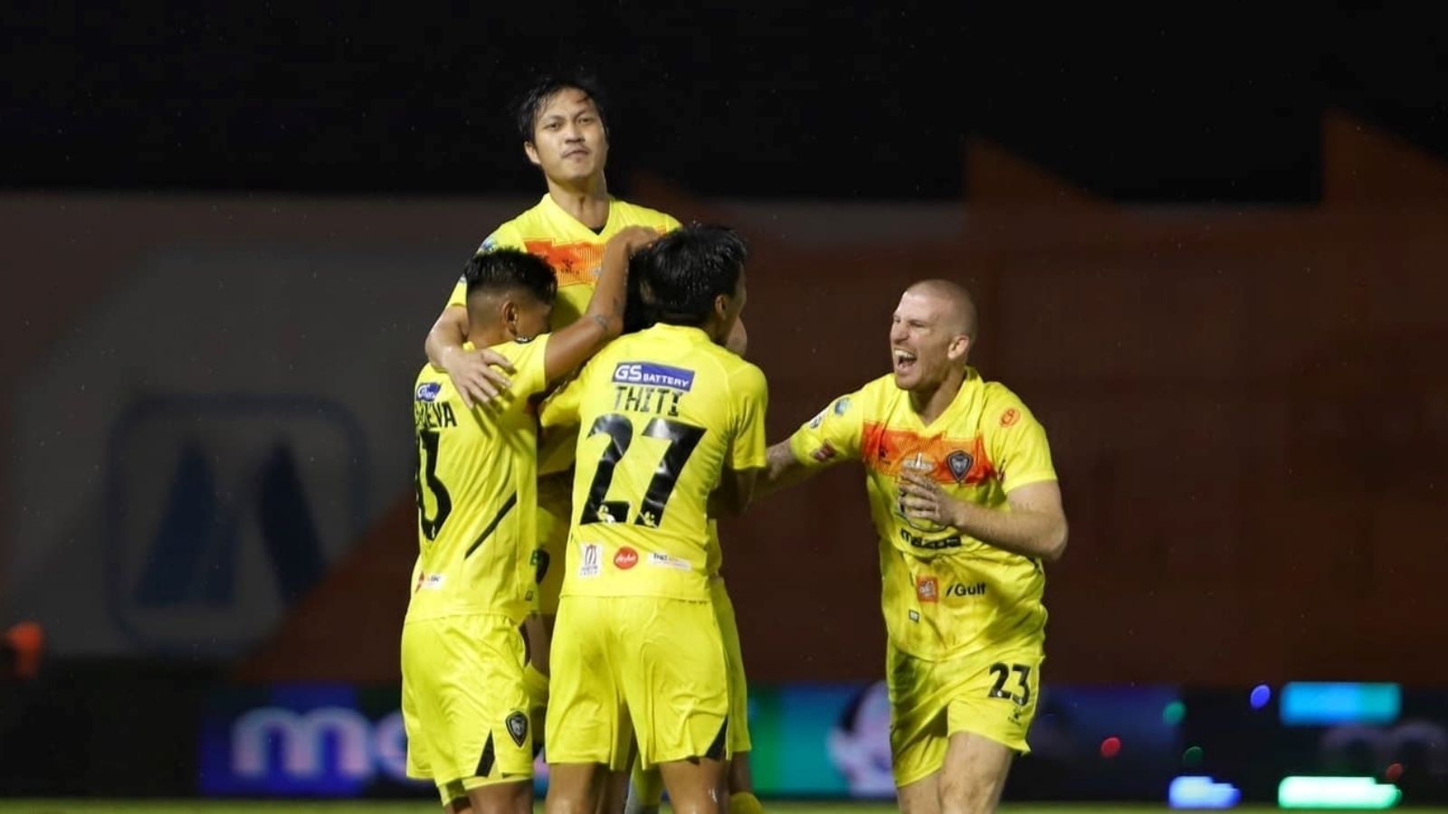 โปลิศ เทโร - นครราชสีมา