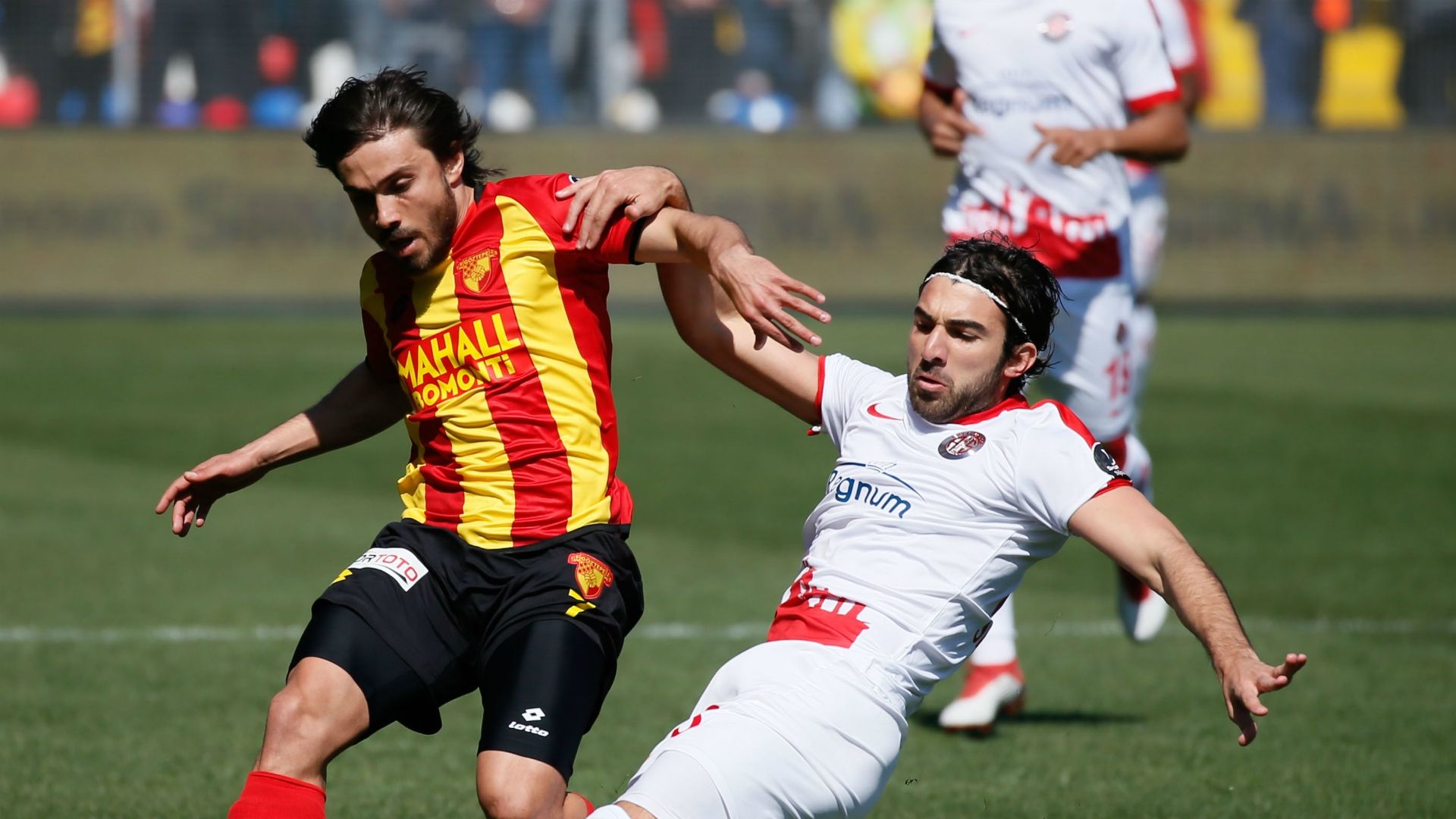 Halil Akbunar Sakib Aytac Goztepe Antalyaspor