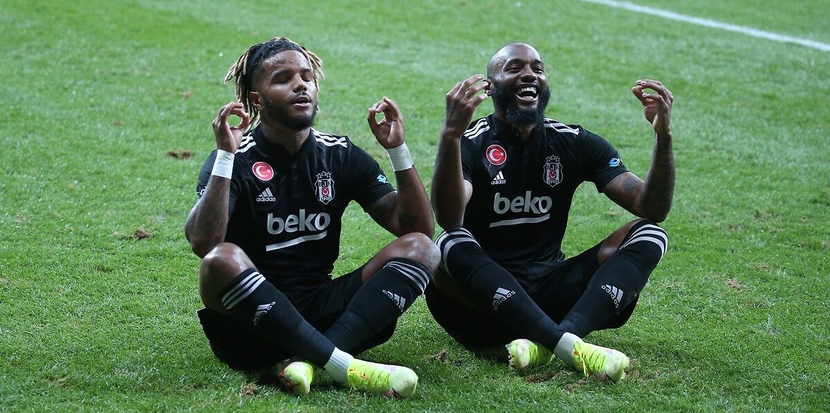 Valentin Rosier & Kevin Nkoudou Besiktas Goal Celebration vs. Rizespor 08/13/21