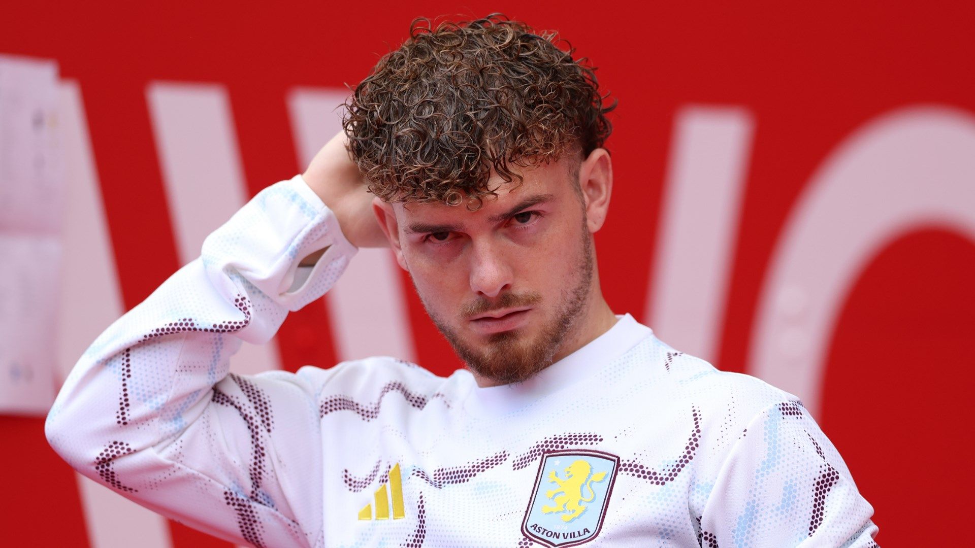 Harvey Elliott Aston Villa 2025