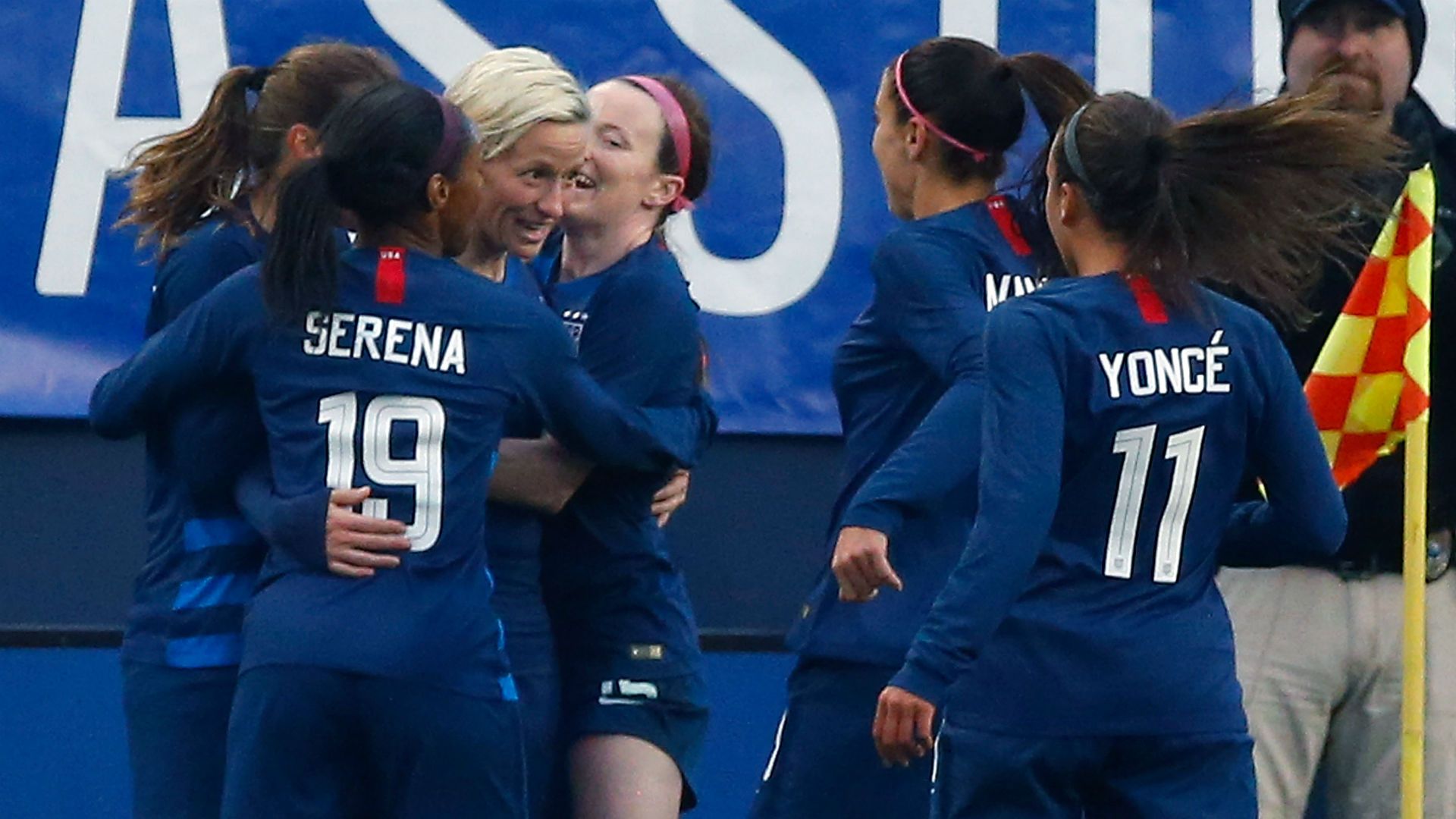 Crystal Dunn Mallory Pugh USWNT England SheBelieves Cup 2019