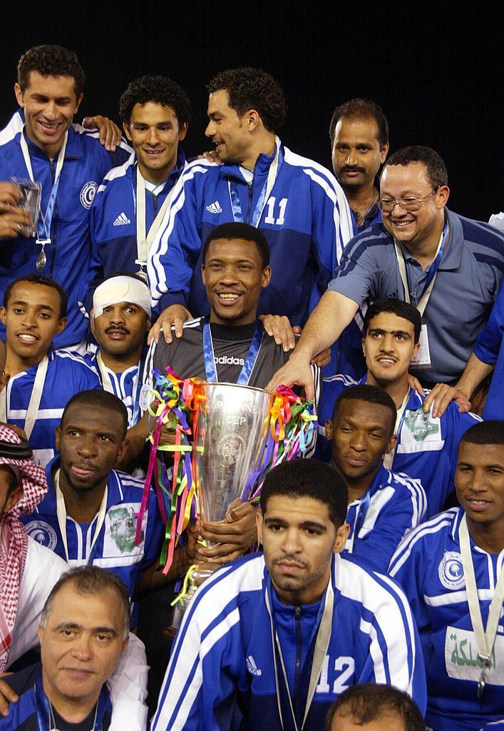الهلال 2002