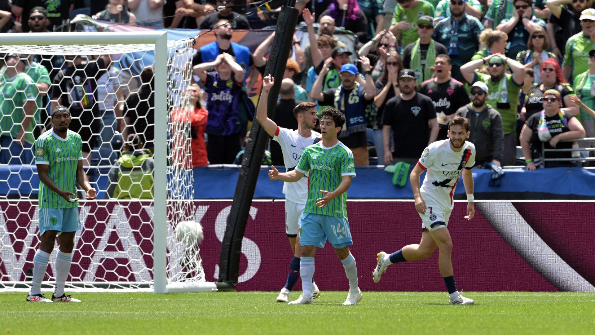 Kvaratskhelia Seattle PSG