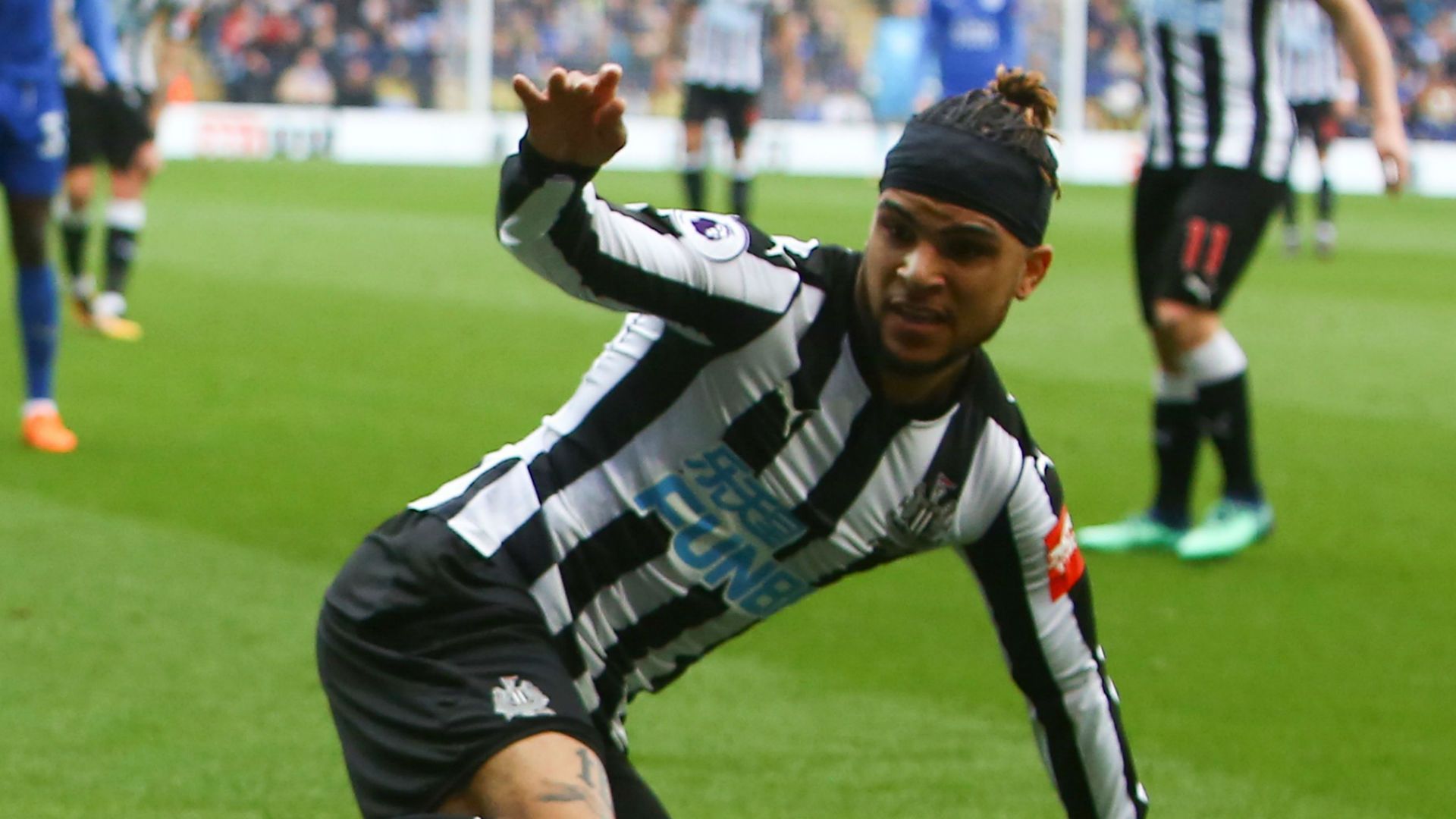 DeAndre Yedlin Newcastle Leicester City